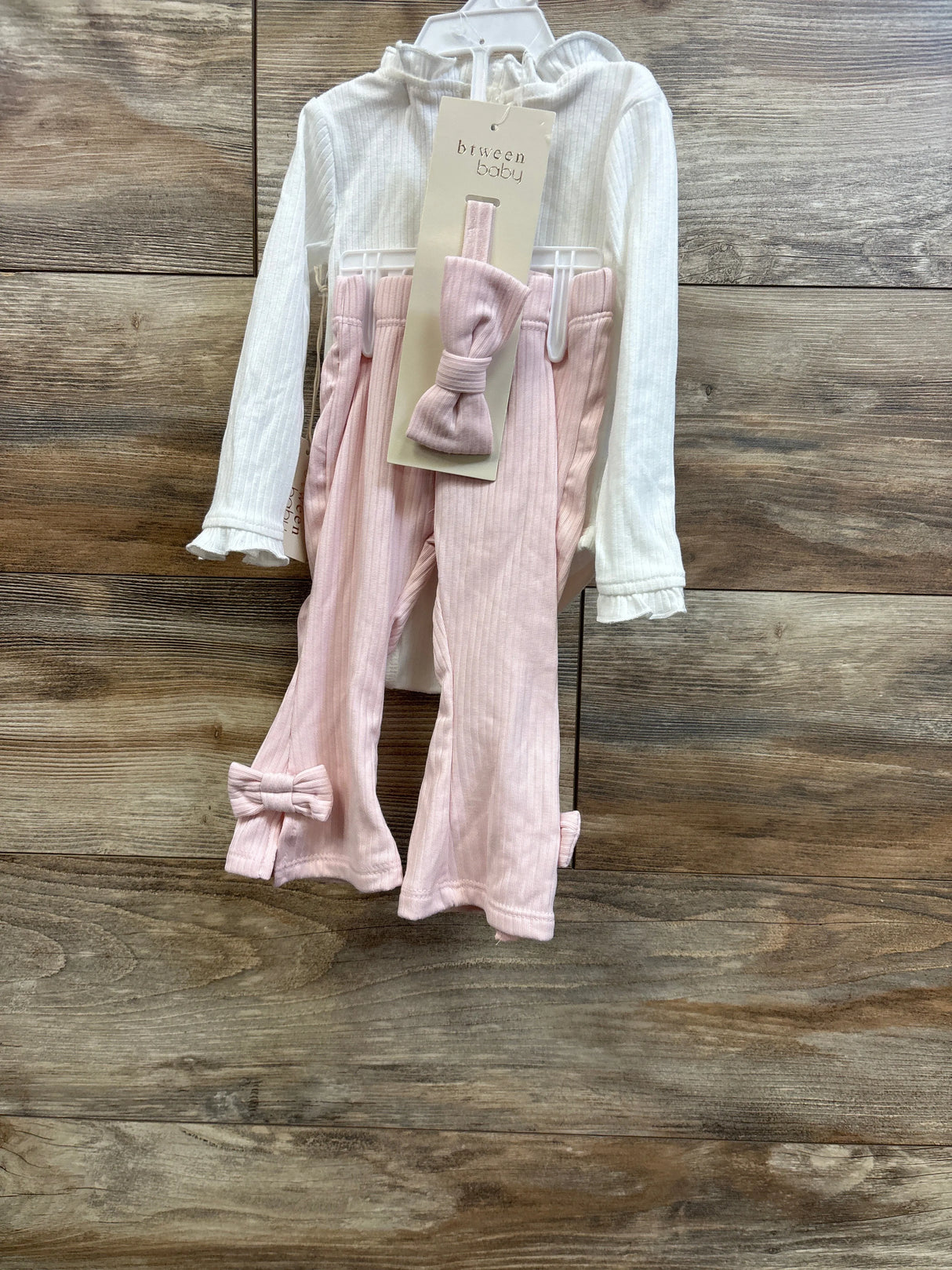 NEW Btween Baby 3pc Mama's Mini Bodysuit, Pants, & Headband Set White sz 6m