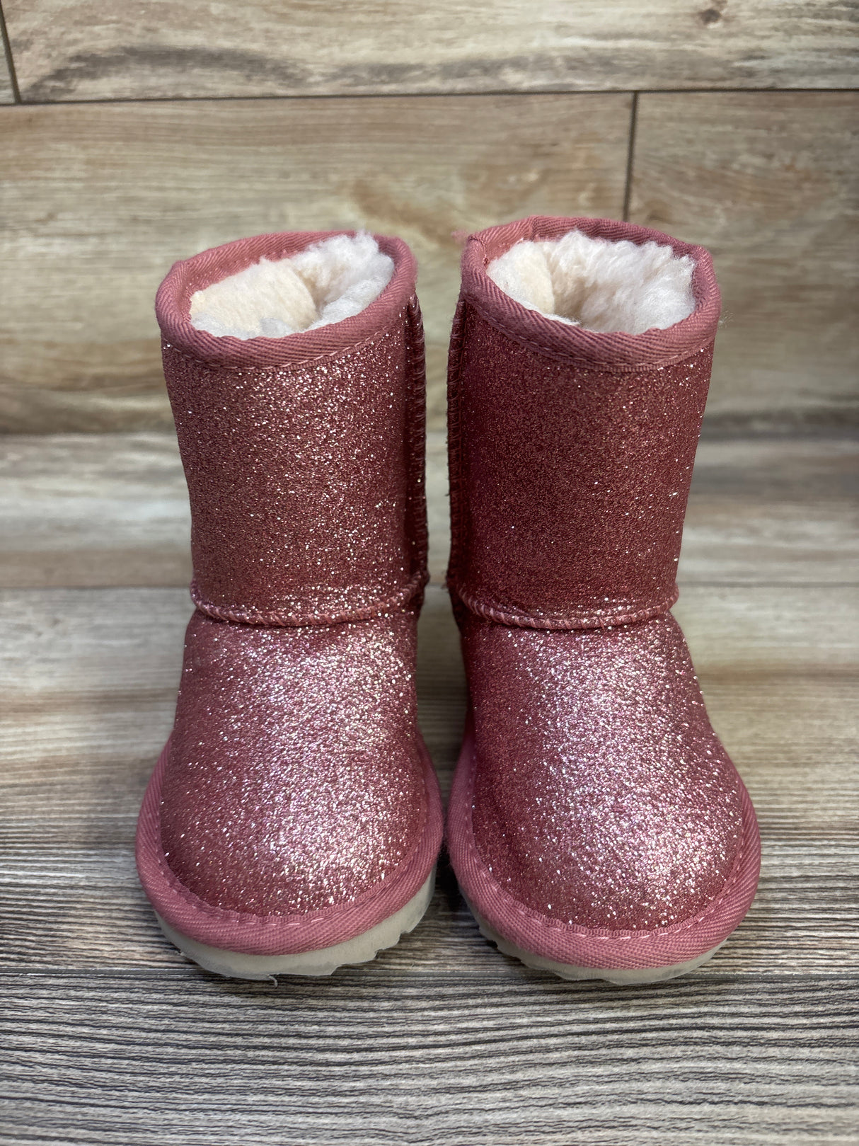 UGG Classic II Glitter Boots Pink sz 6c