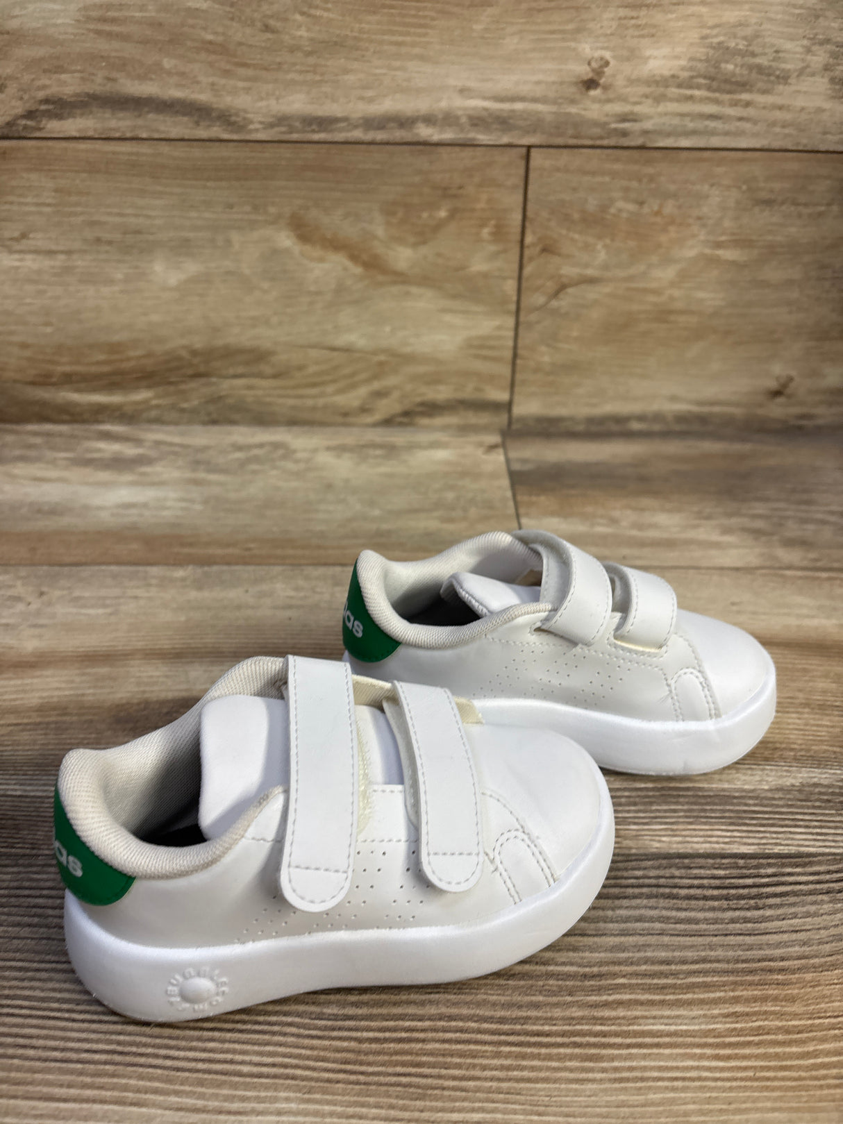 Adidas Advantage BubbleComfy Sneakers White sz 8c