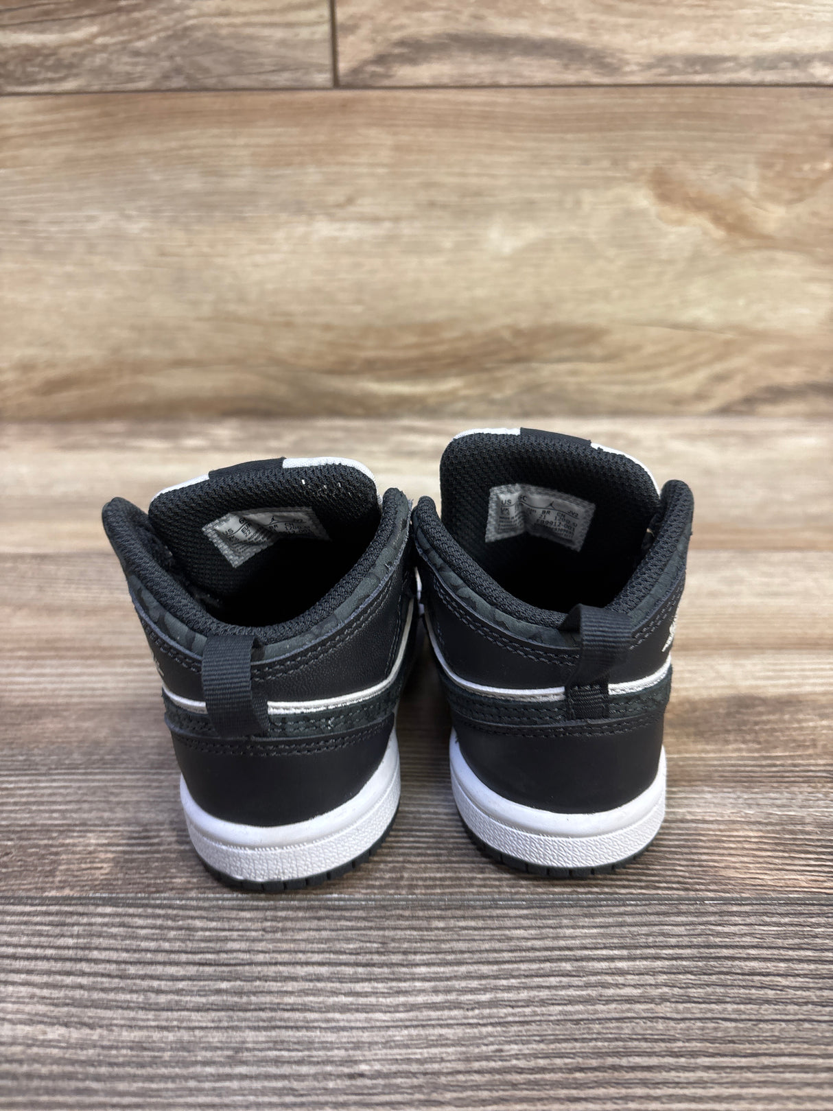 Air Jordan 1 Mid TD Panda Elephant Sneakers sz 6c