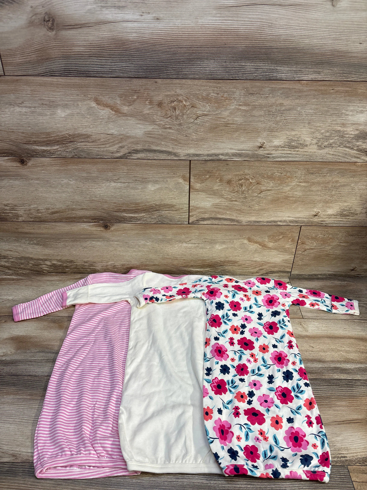 NEW Touched By Nature 3pk Sleep Gowns Cream sz 0-6m