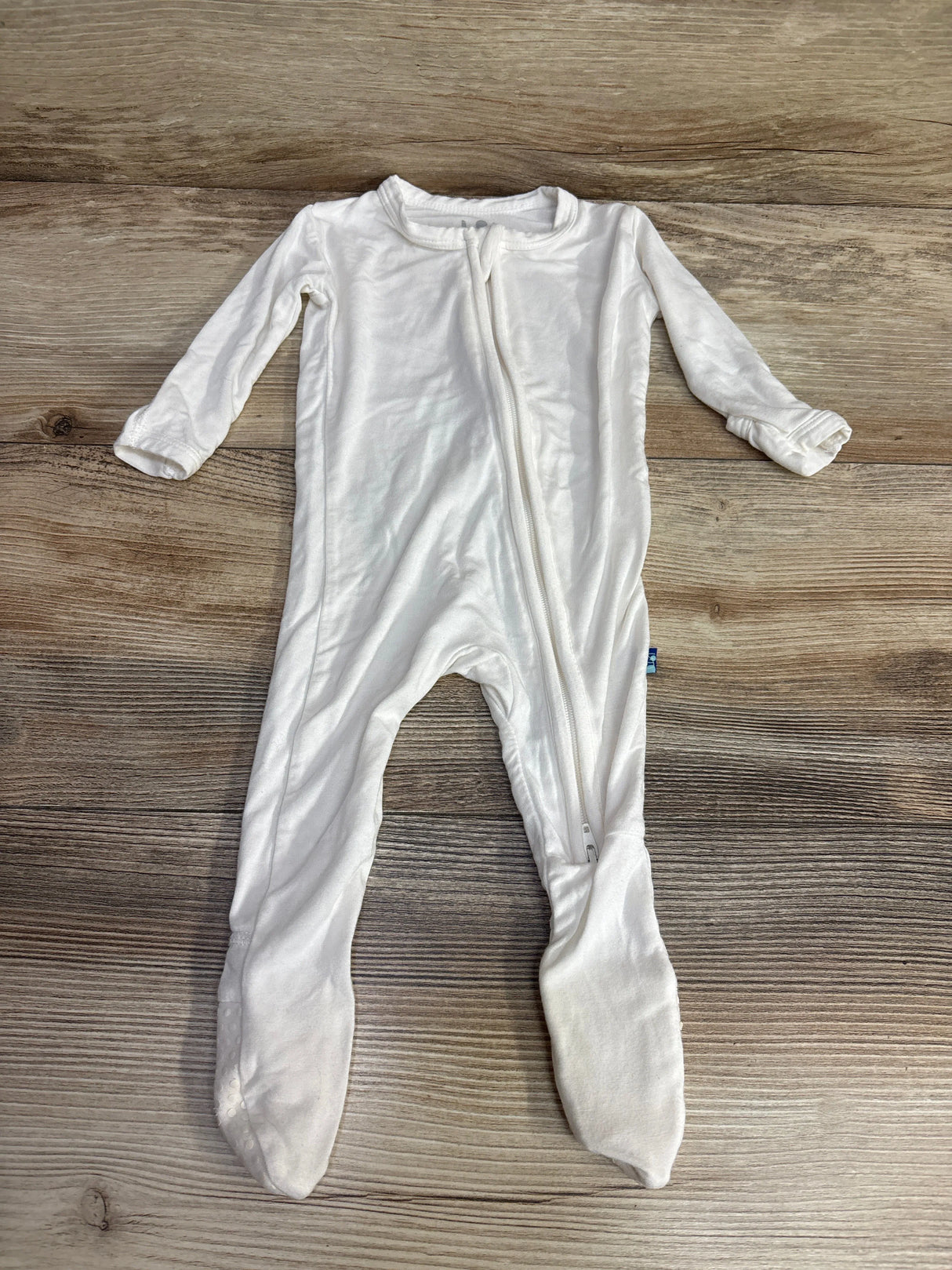 KicKee Pants Footie in Solid White sz 0-3m