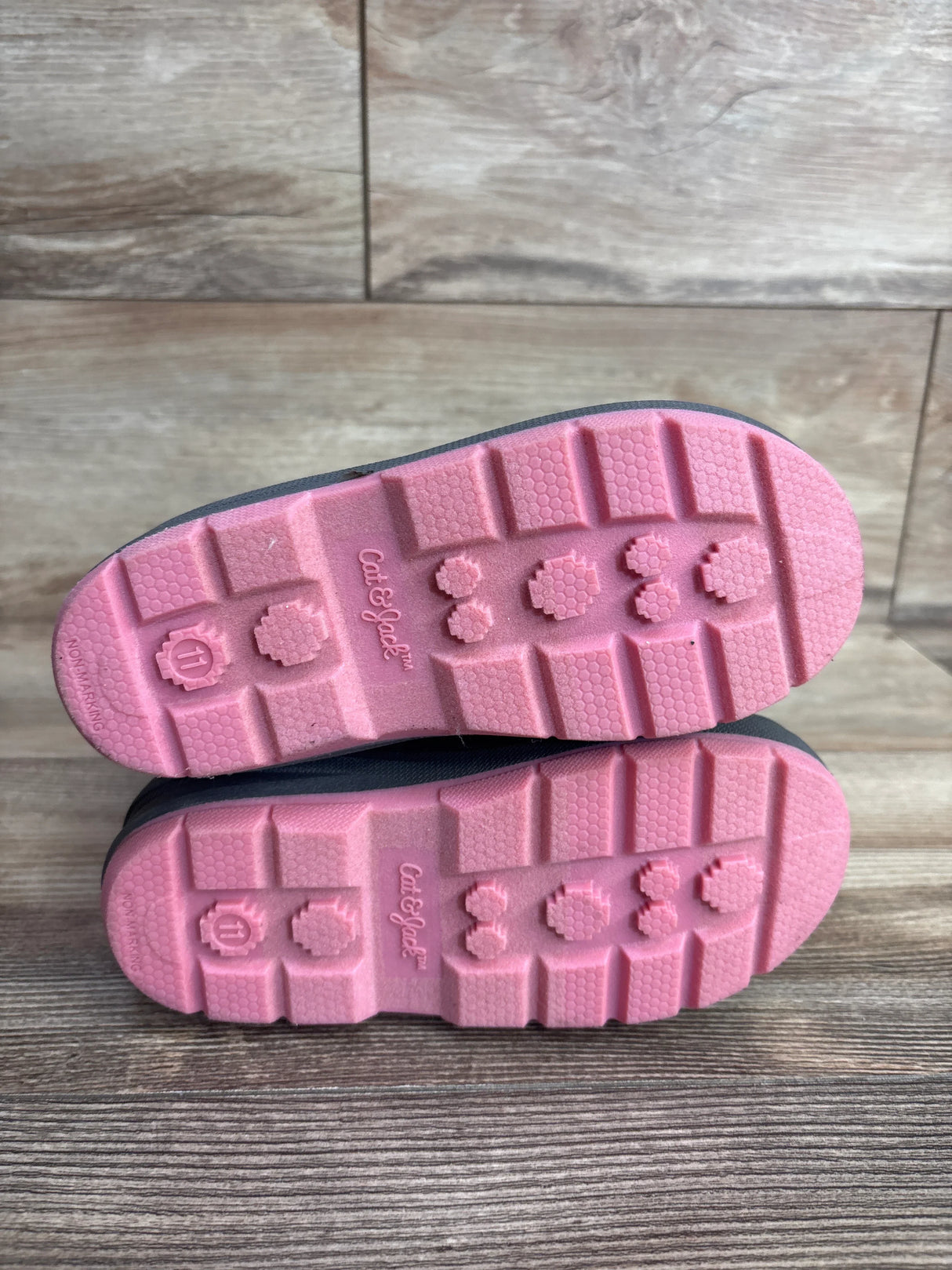 NEW Cat & Jack Lenny Winter Snow Boots Grey sz 11c