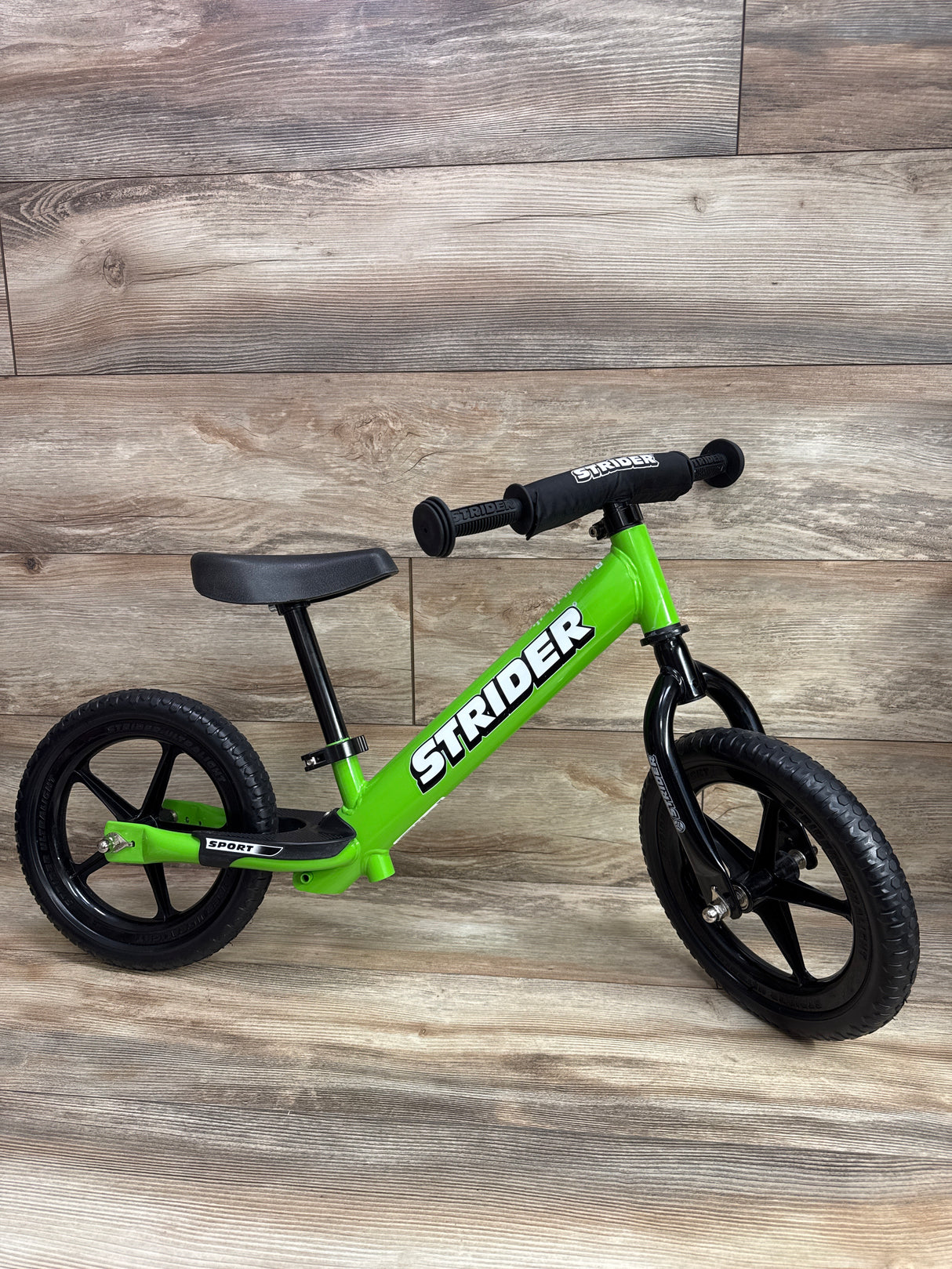 Strider 12” Sport Balance Bike, Green