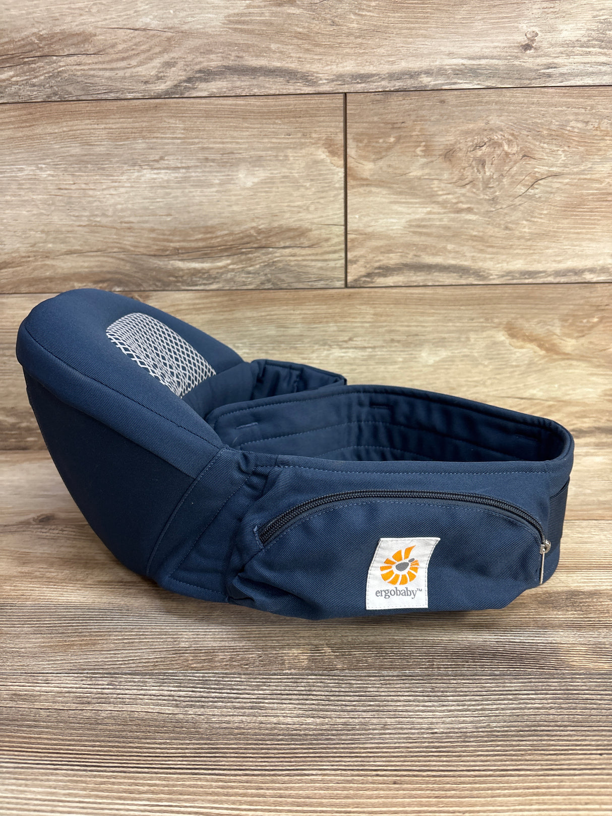 ErgoBaby Lift Hip Seat Baby Carrier in Midnight Blue 17-45lbs