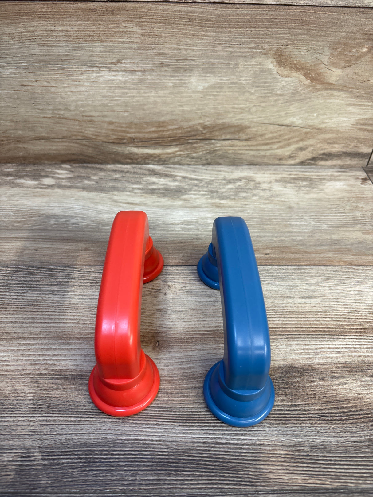 Gadpiparty Whisper Reading Phones 2pk