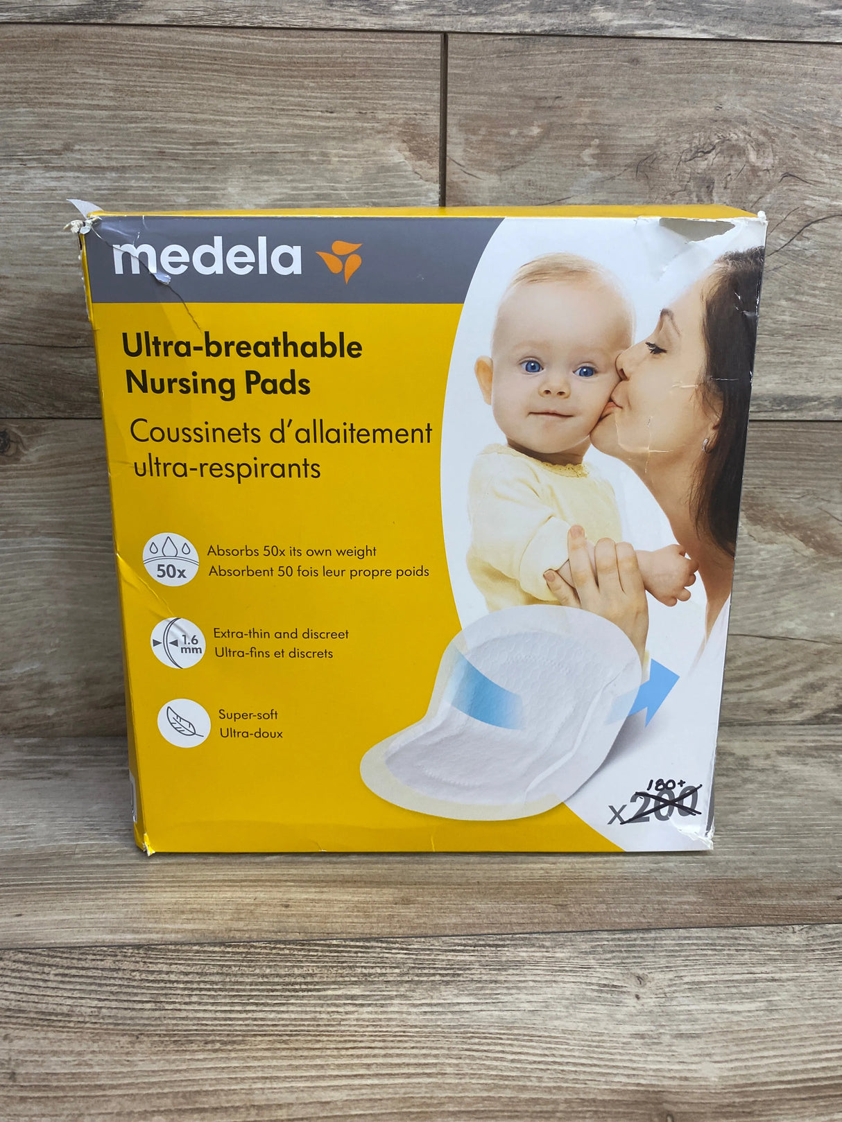 Medela Ultra-Breathable Disposable Nursing Pads - Me n Mommy To Be