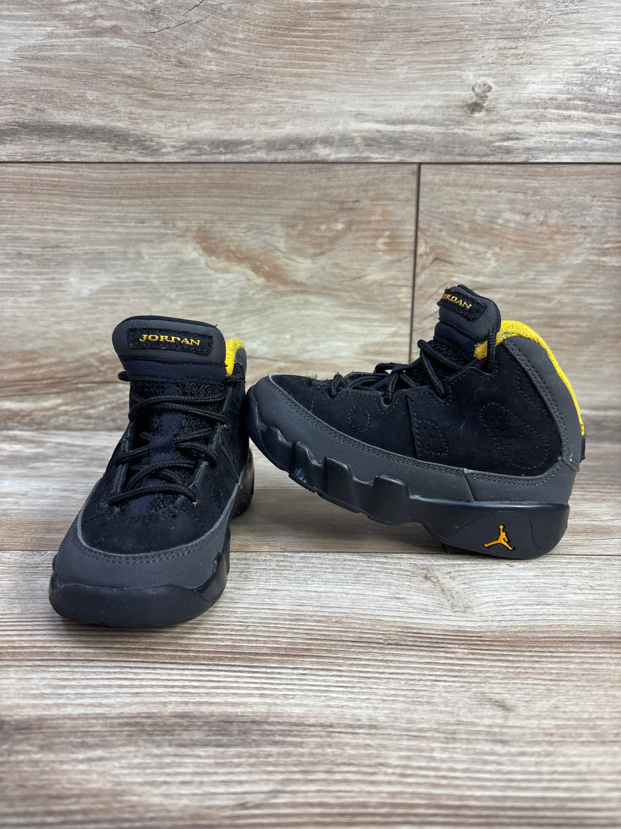 Air Jordan 9 Retro TD 'Dark Charcoal University Gold' Sneakers sz 7c