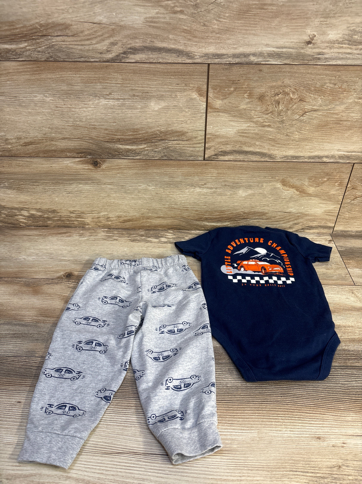 Carter's 2pc Team Captain Bodysuit & Shorts Set Navy sz 18m