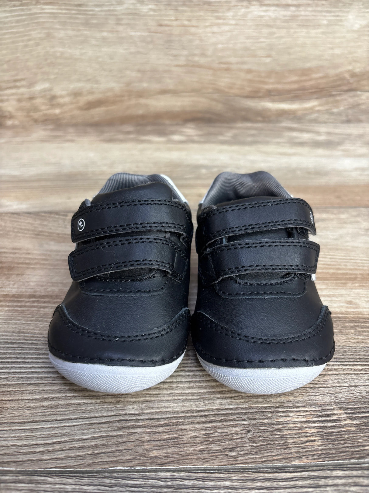 Stride Rite SM Kennedy Sneakers Black sz 3.5c