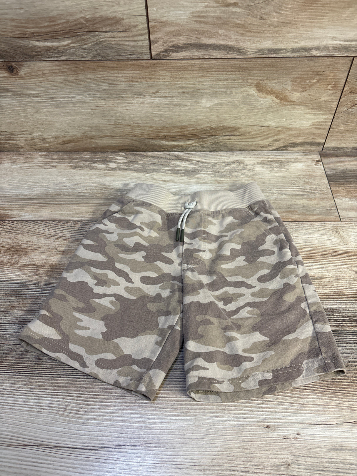 Kids Headquarters Camo Shorts Beige sz 5T