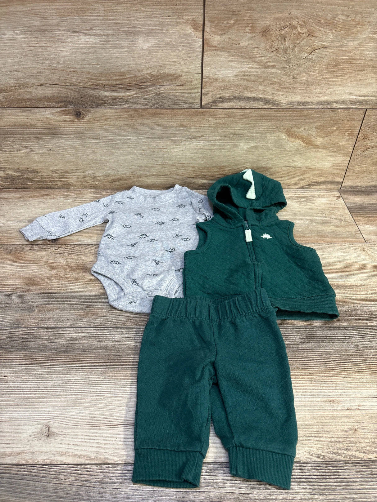 Carter's 3pc Quilted Vest Set Green sz 3m