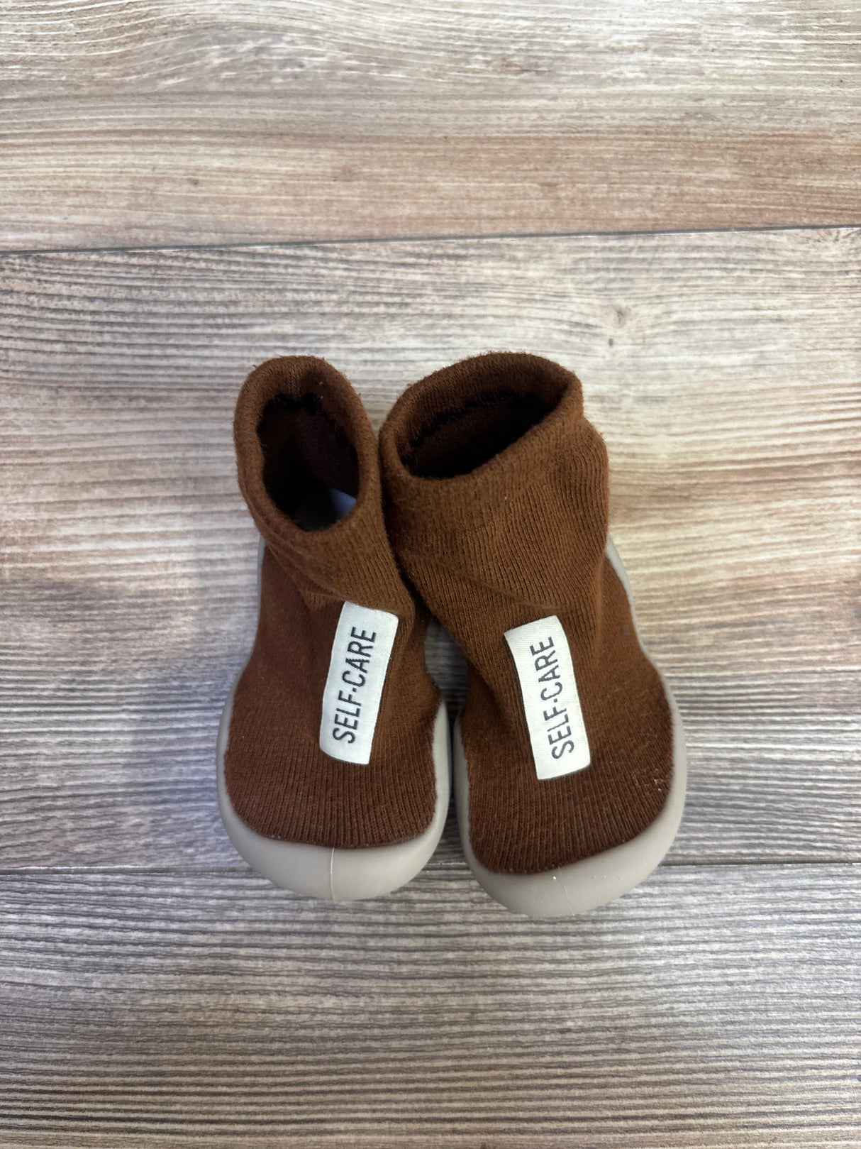 Tiny Explorings Self-Care Sock Shoes Brown sz 2/3c