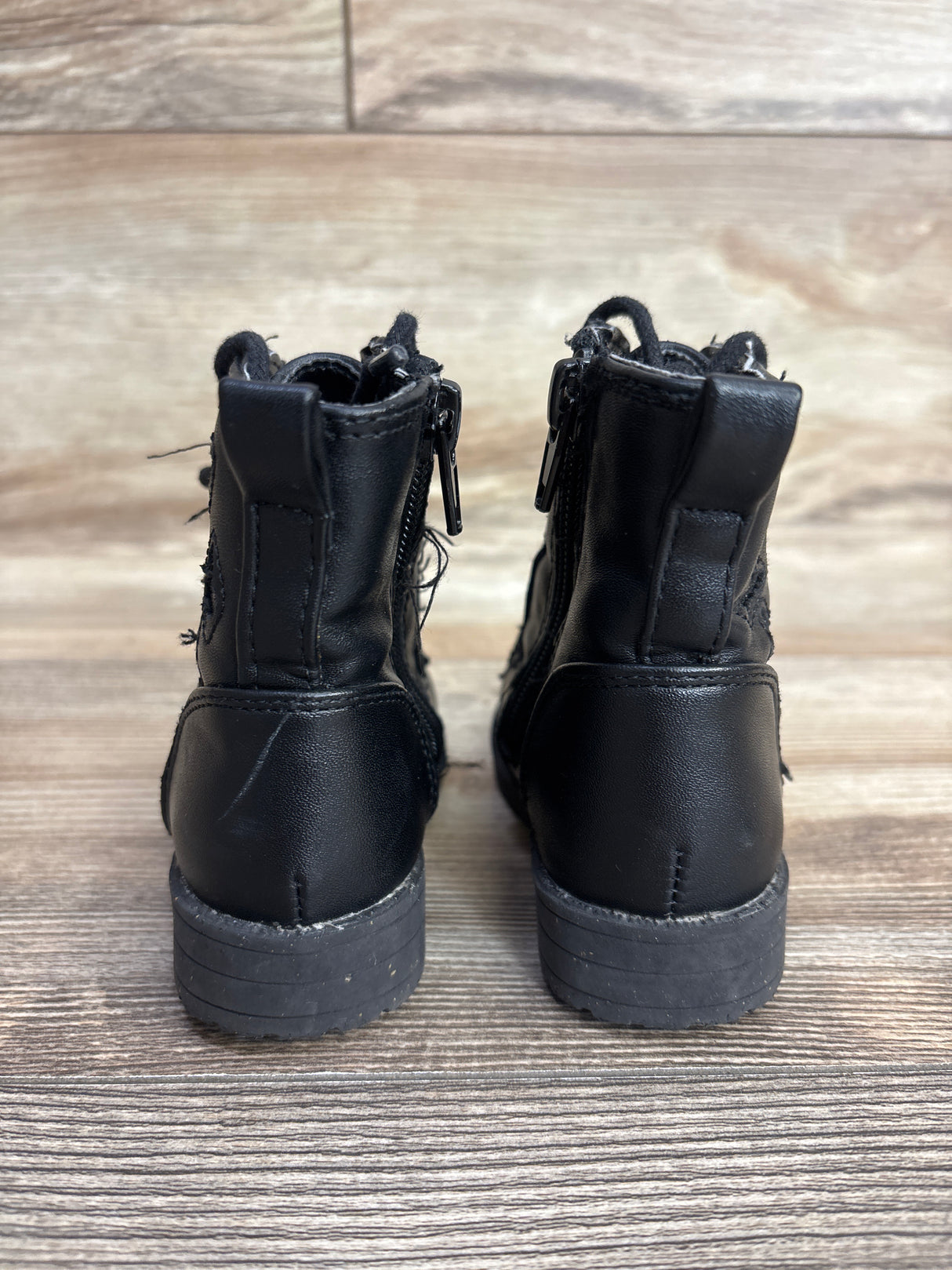 Sugar Faux Leather Butterfly Boots Black sz 5c