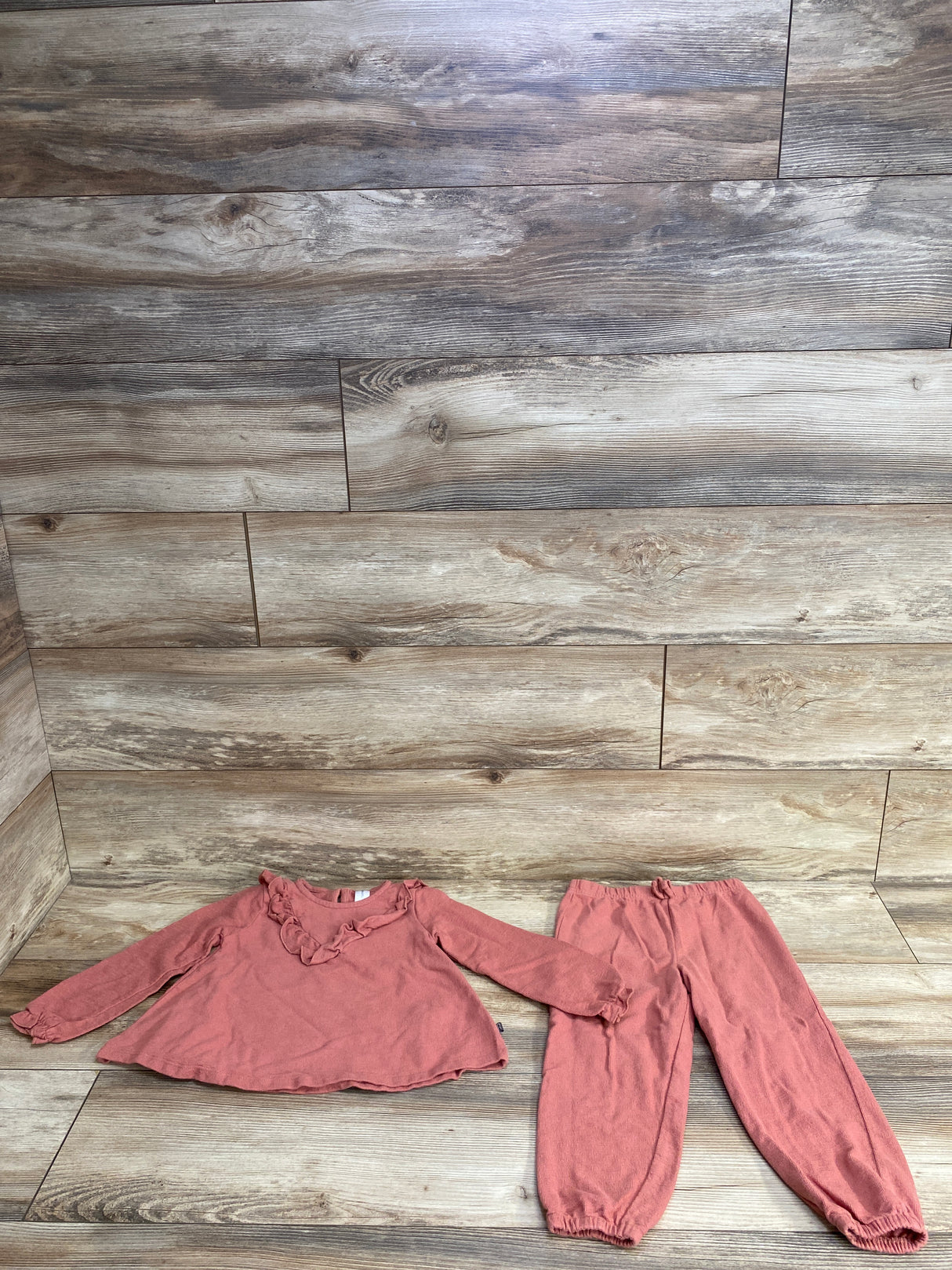 Modern Moments 2pc Ruffled Shirt & Bottoms Coral sz 4T