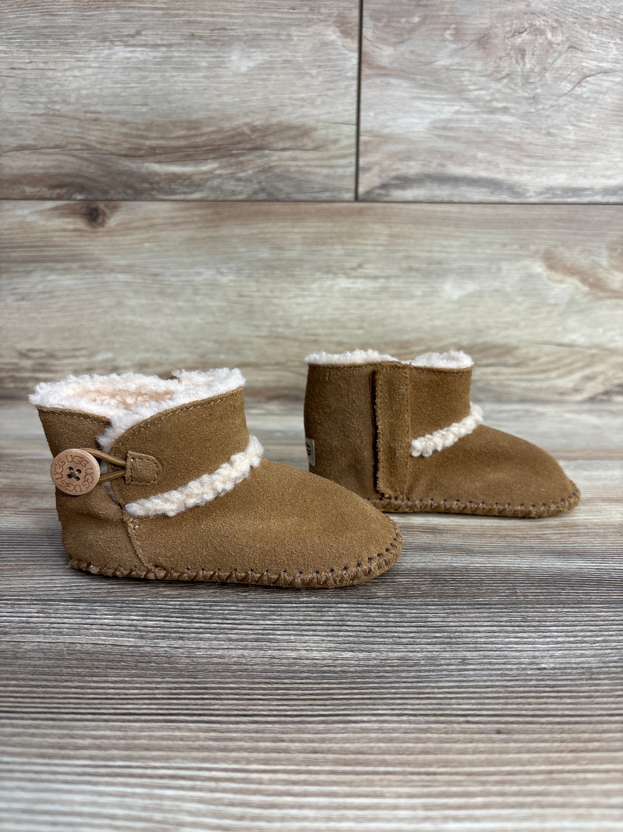 UGG Lemmy II Booties Chestnut sz 4/5c