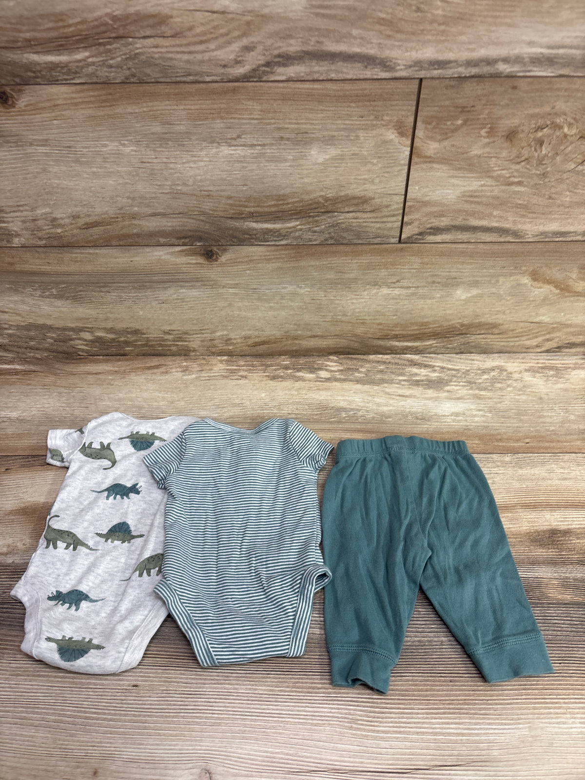 Just One You 3pc Bodysuit & Pants Set Green sz Newborn