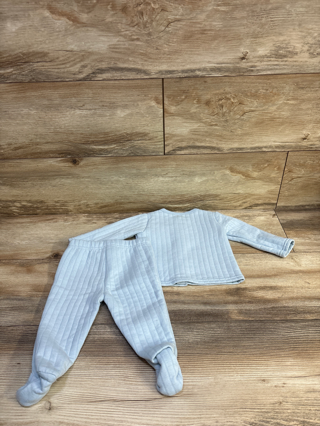 NWOT Duck Duck Goose 2pc Shirt & Footed Pants Set Blue sz 3-6m