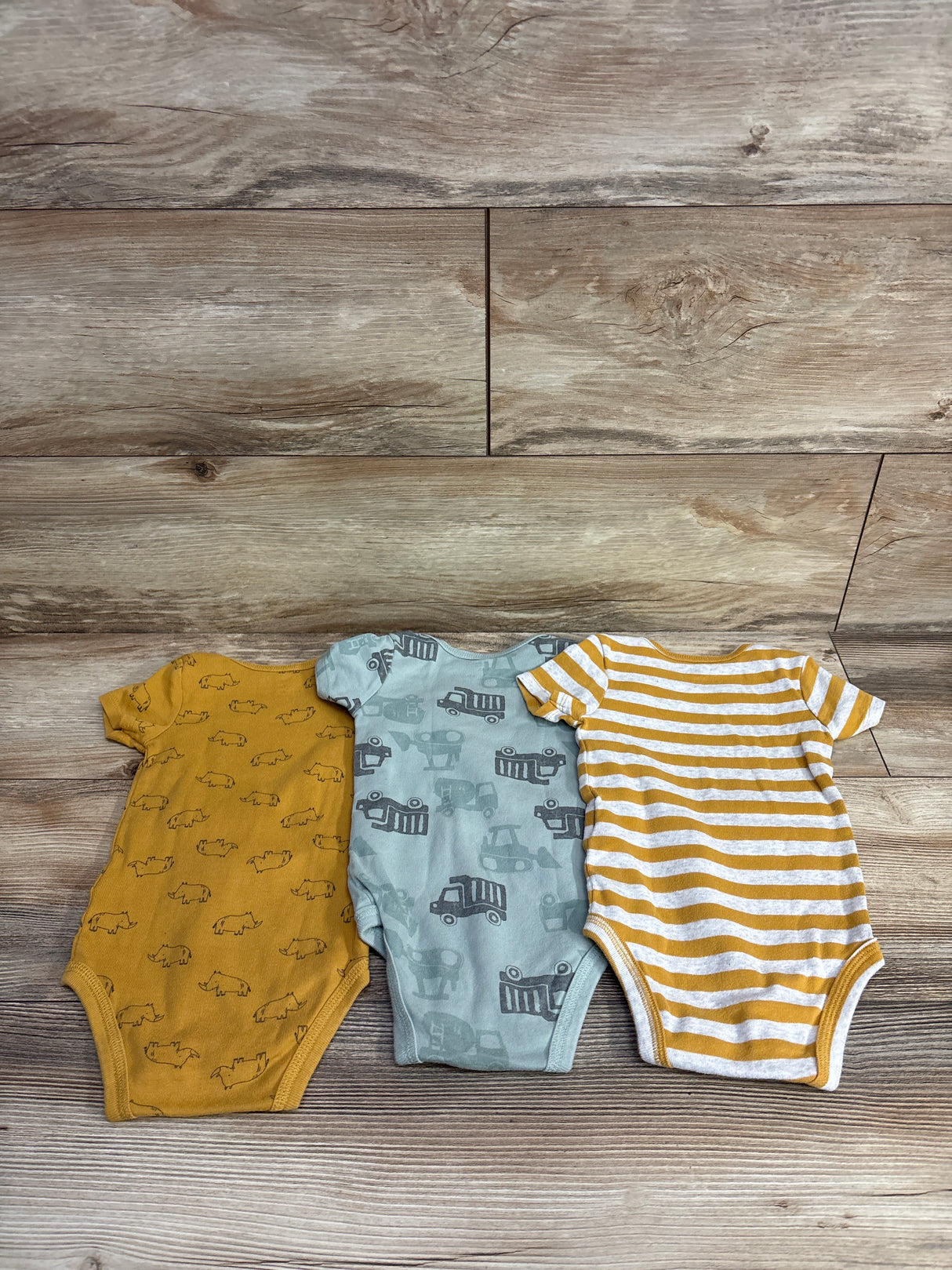 Simple Joys 3pc Rhino Bodysuit Set Mustard sz 6-9m