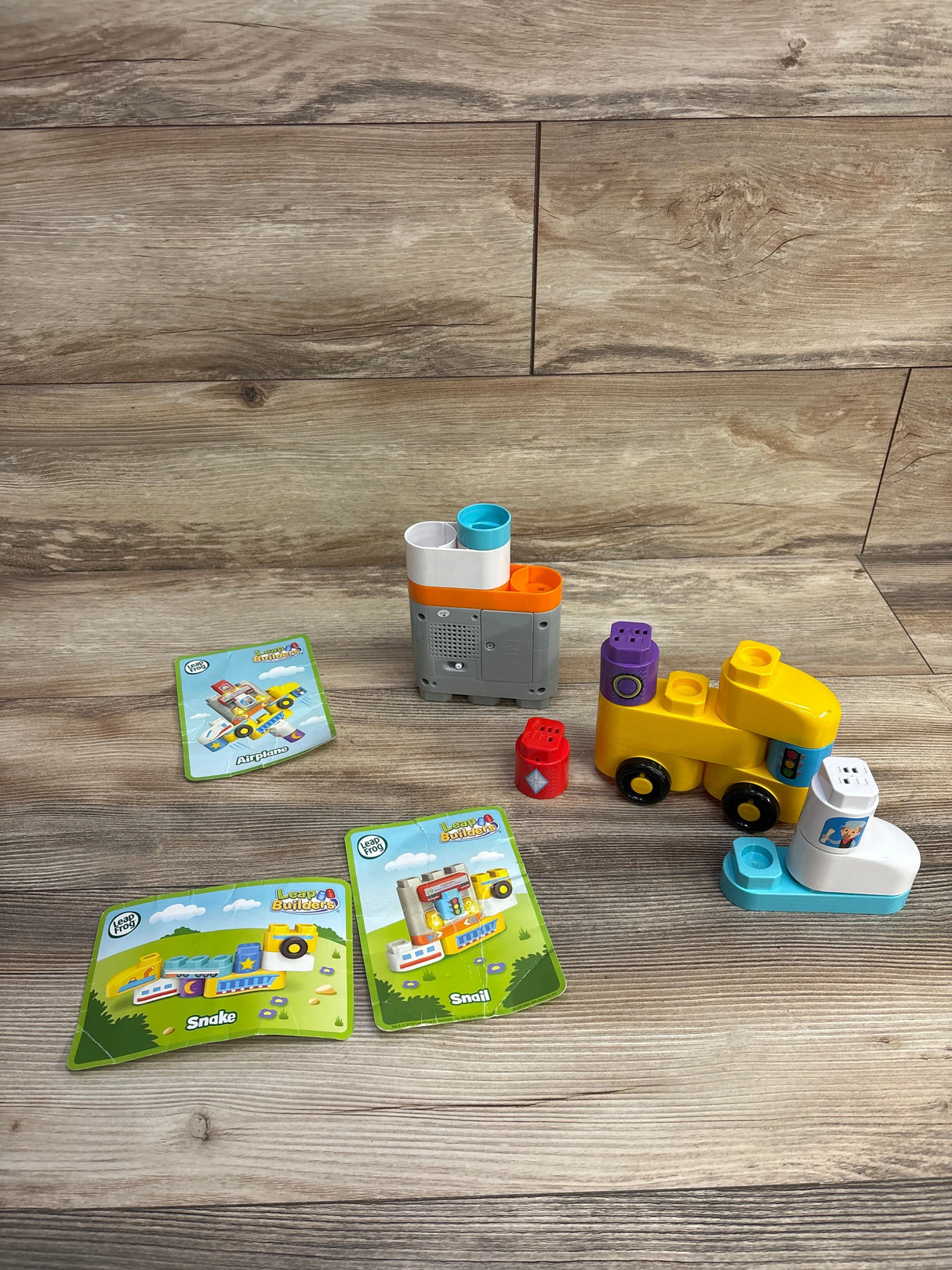 LeapFrog LeapBuilders Roads and Railways Vehicles