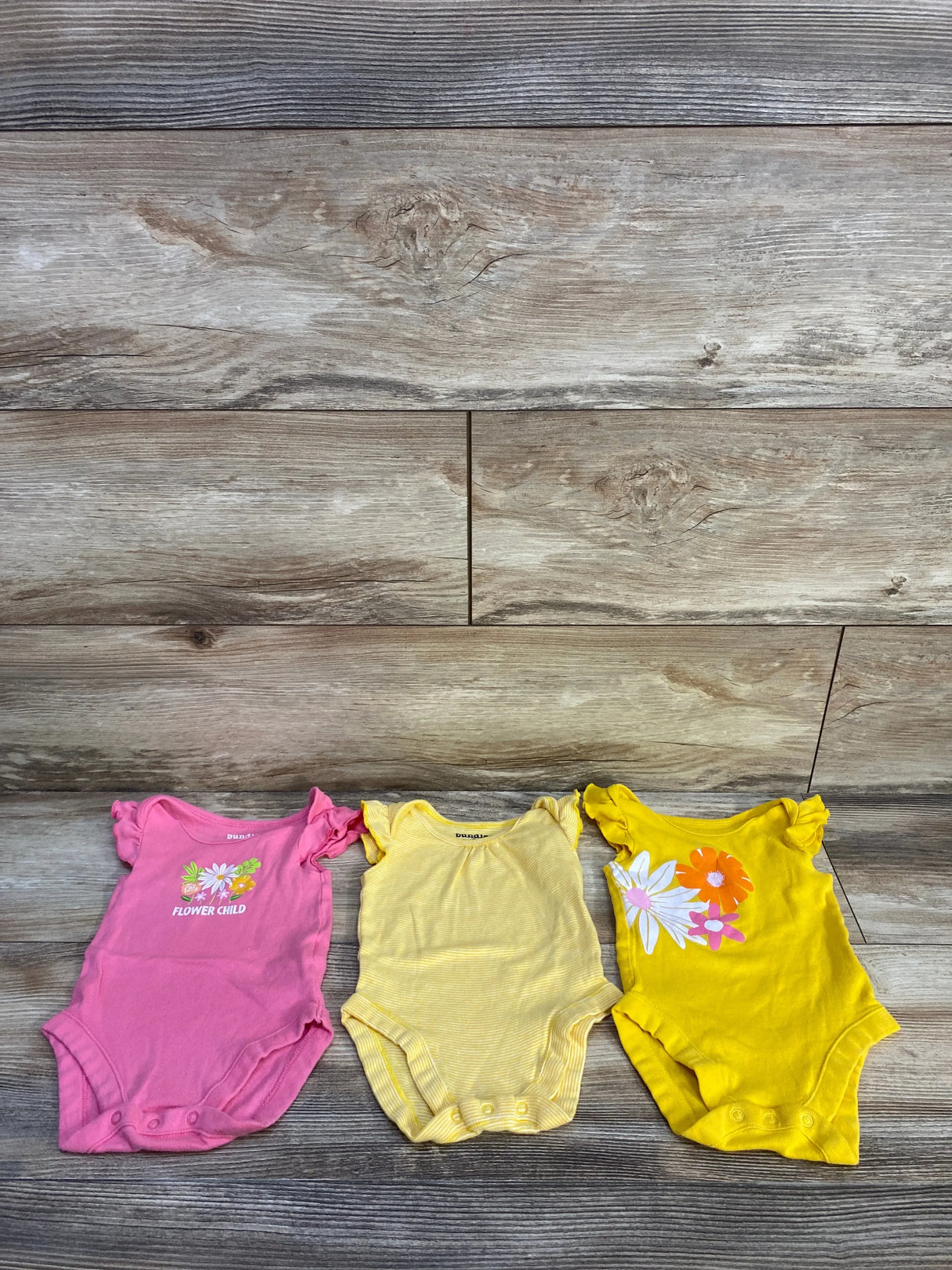 Children's Place 3pk Bodysuits Yellow sz 3-6m