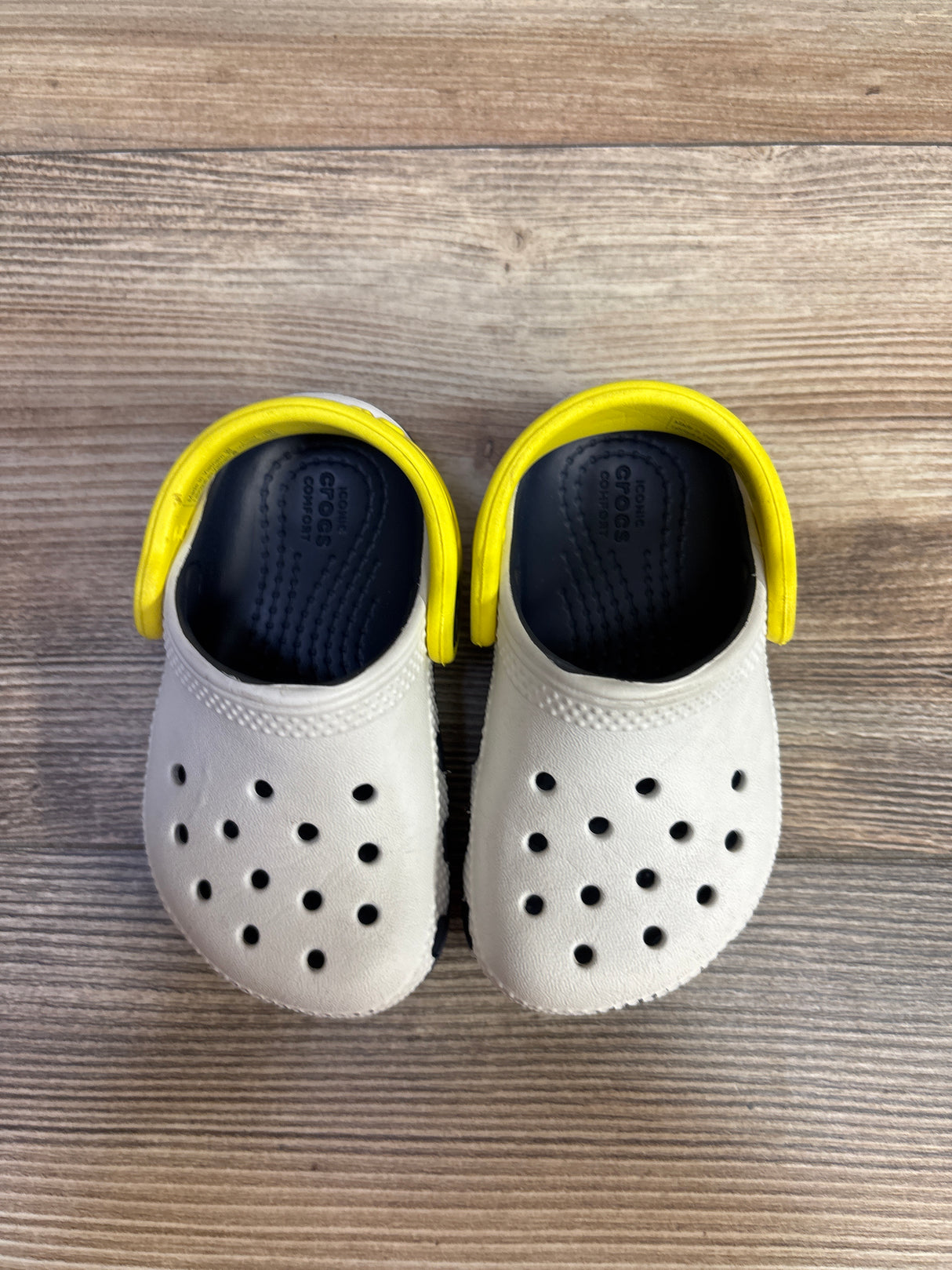 Crocs Classic Retro Sport Clogs White sz 5c