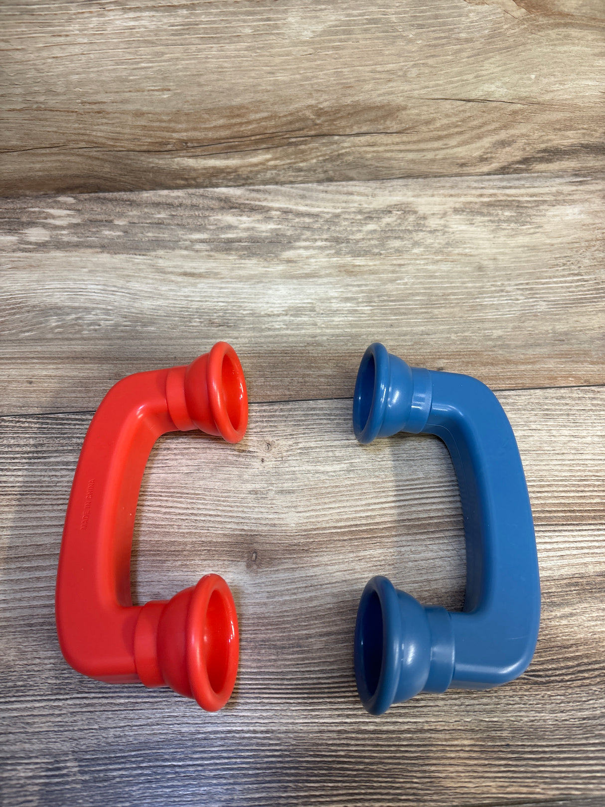 Gadpiparty Whisper Reading Phones 2pk