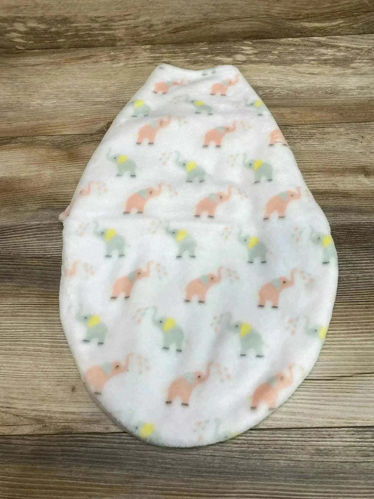 Plush Elephant Print Swaddle White sz 0-3m - Me n Mommy To Be