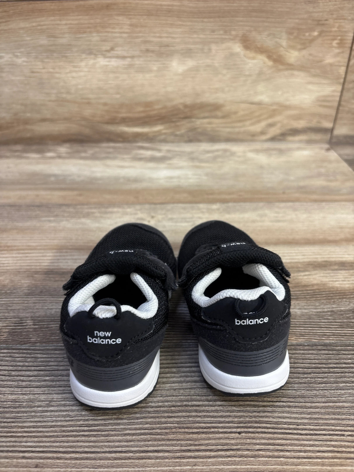 New Balance 515 Hook & Loop Sneakers Black sz 5c