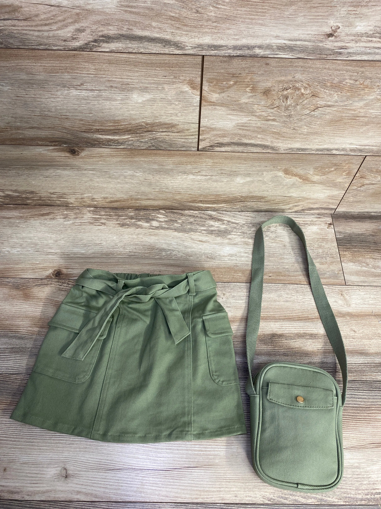 2pc Chambray Cargo Skirt & Bag Set Sage sz 5-6T