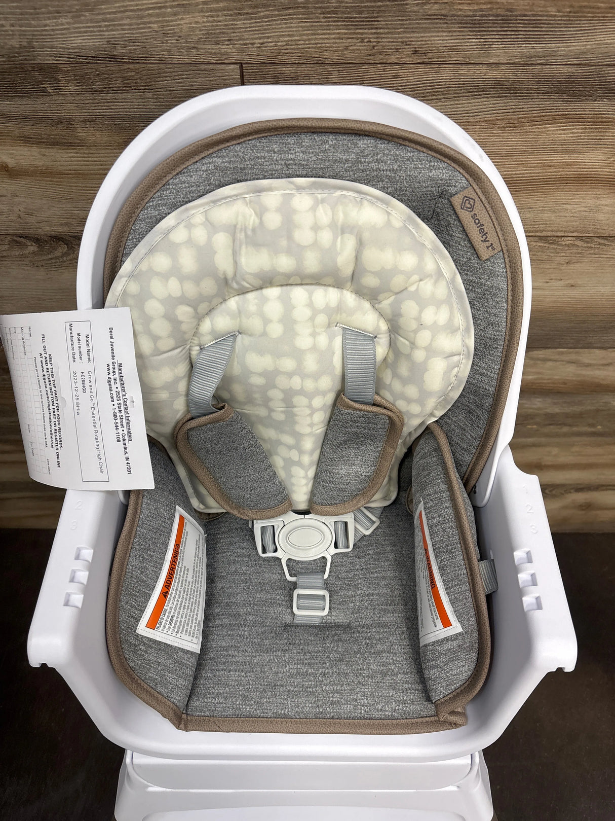 NEW Safety 1st Grow and Go Rotating High Chair in French Gray