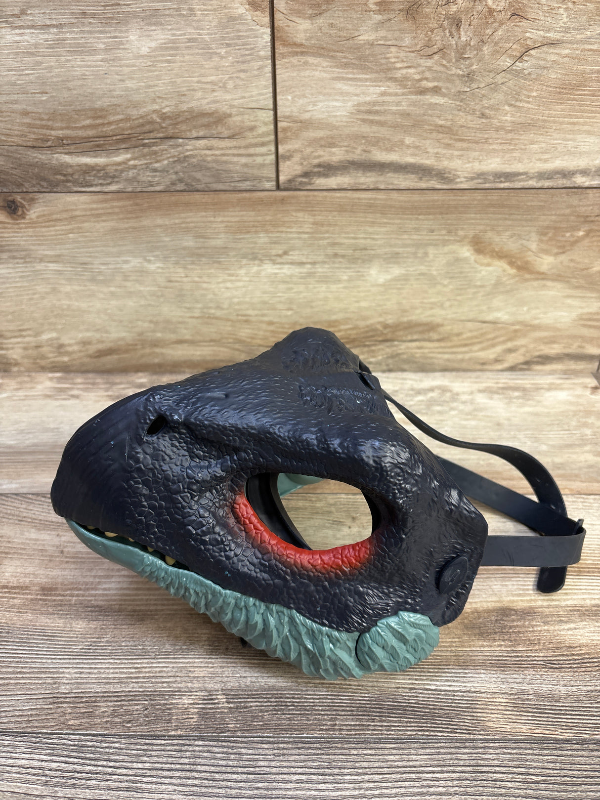 Mattel Jurassic World Dominion Dinosaur Mask, Therizinosaurus Dino