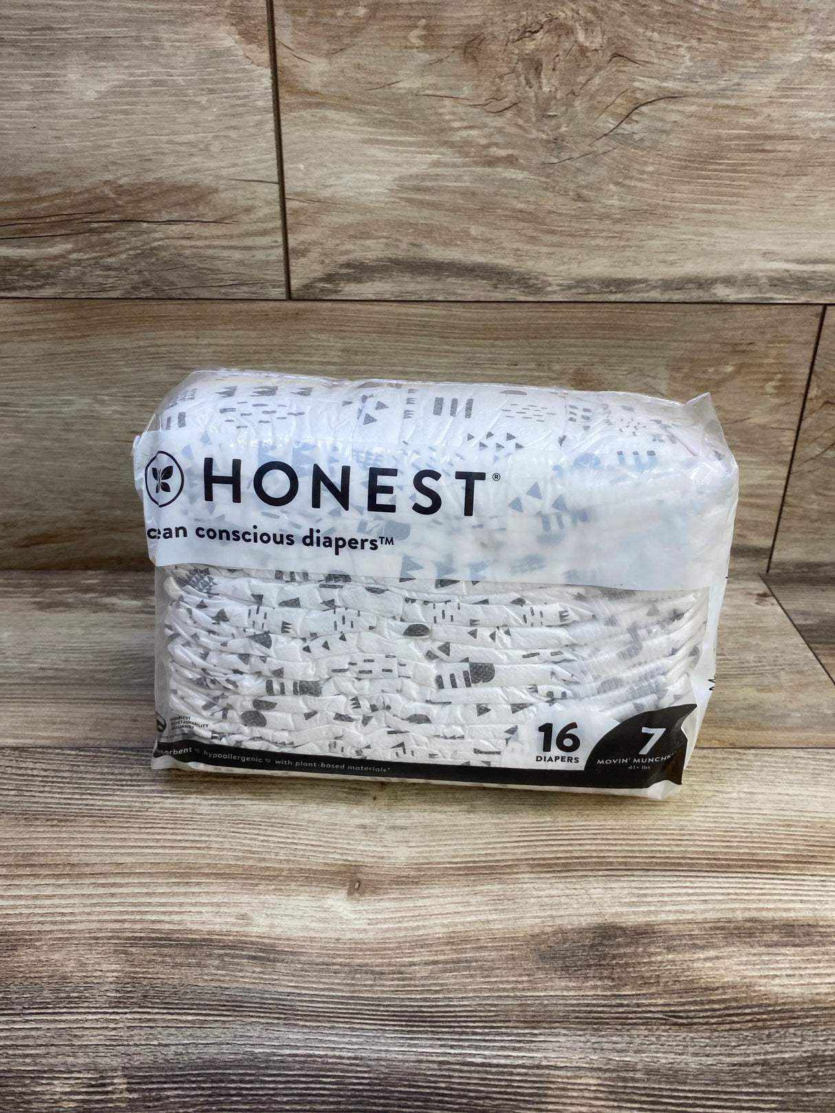 NEW Honest Clean Conscious Diapers Size 7, 16ct