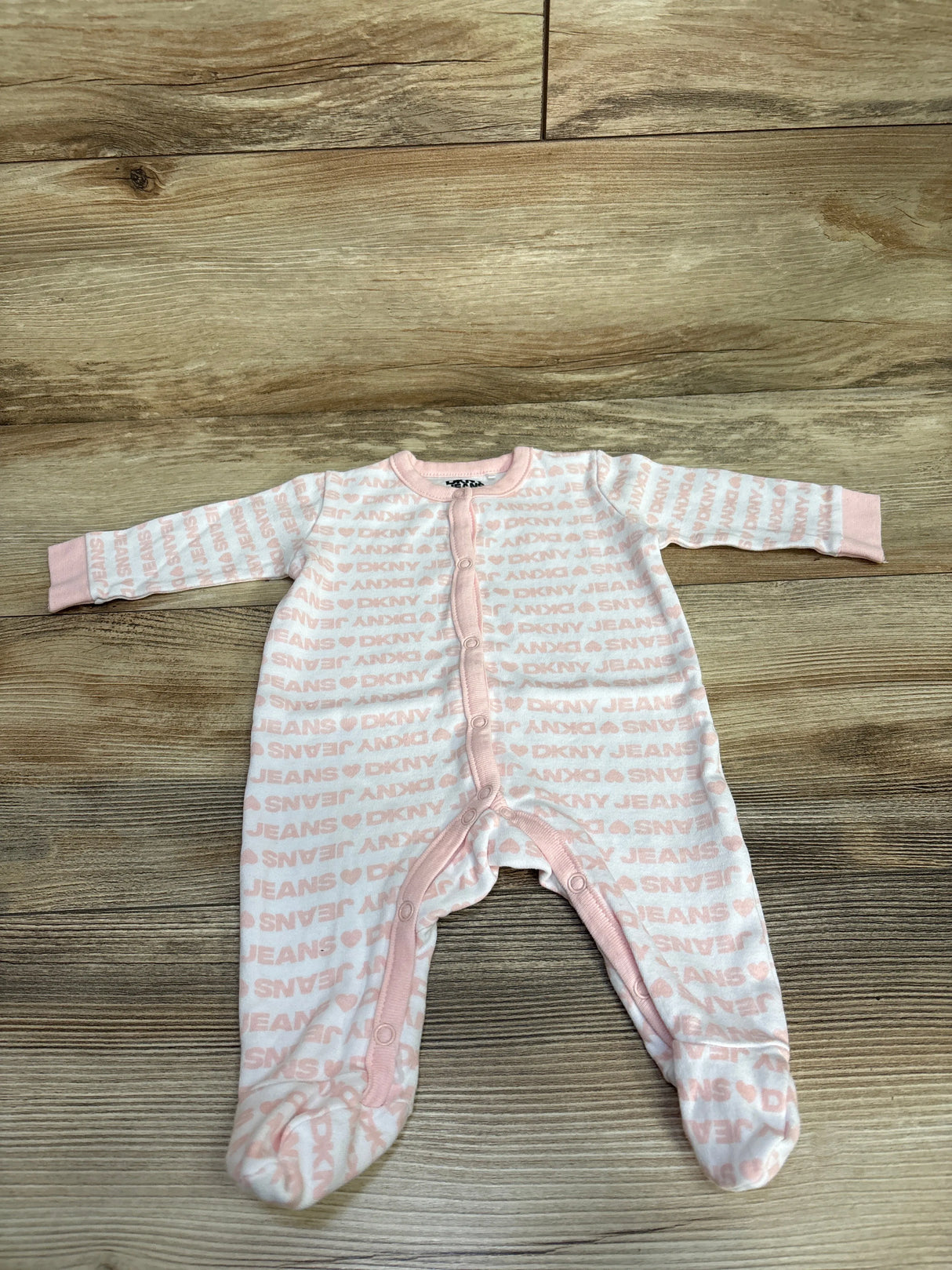 DKNY Logo Sleeper White sz 0-3m