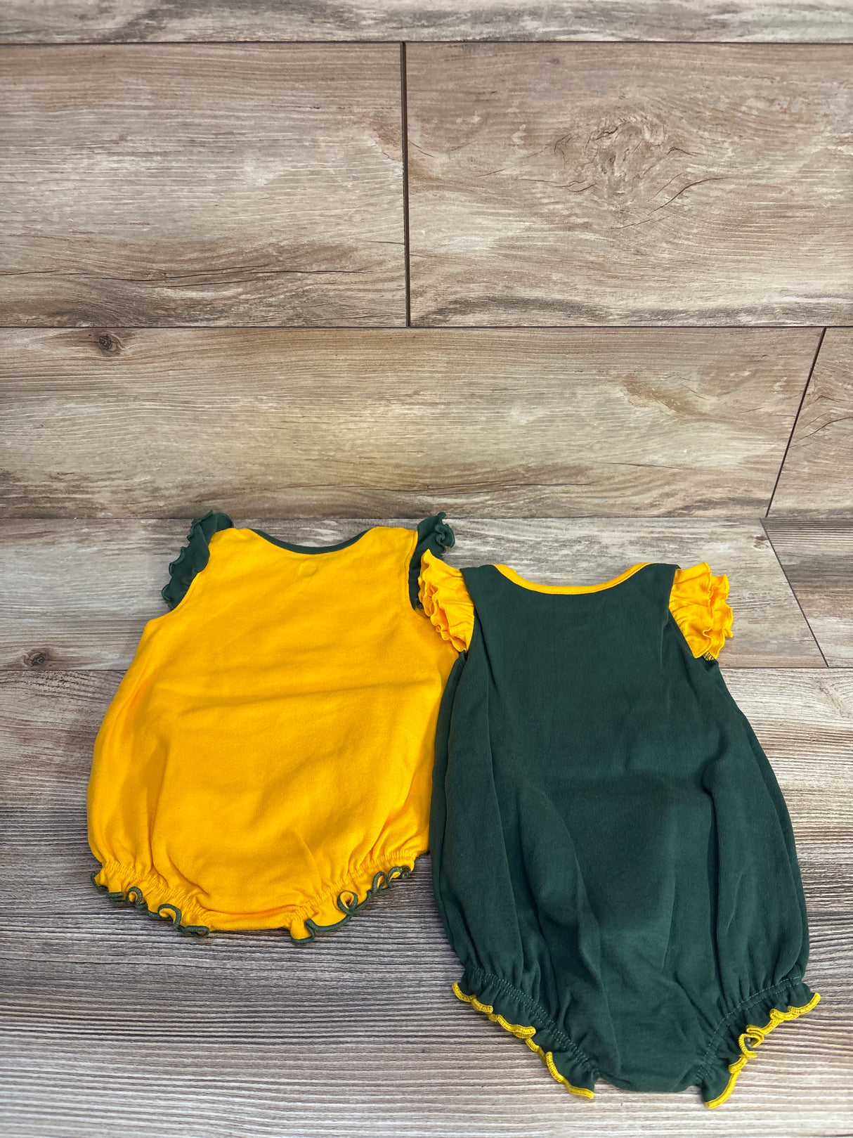 NFL 2pk Green Bay Packers Ruffle Rompers Green sz 3/6m