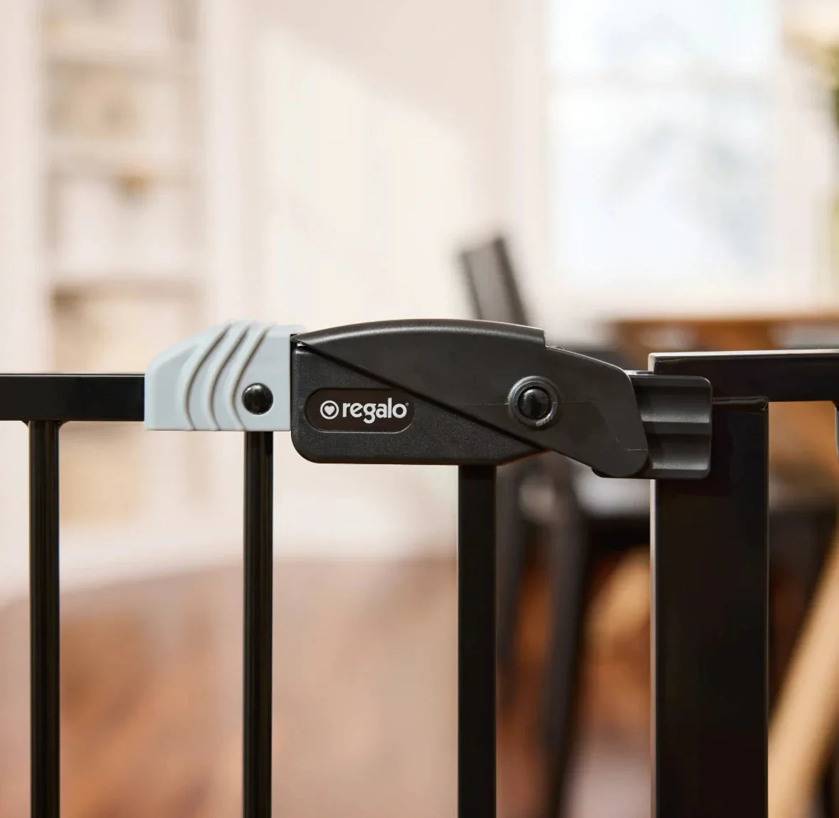 NEW Regalo Easy Step Extra Wide Metal Walk-Through Gate Black