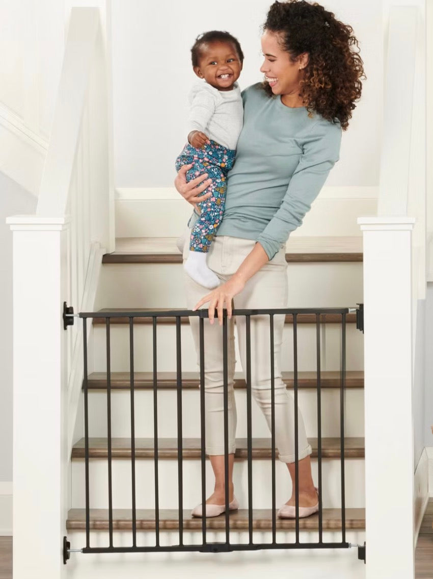 NEW Regalo Top of Stair Baby Gate - 40.5" - Black