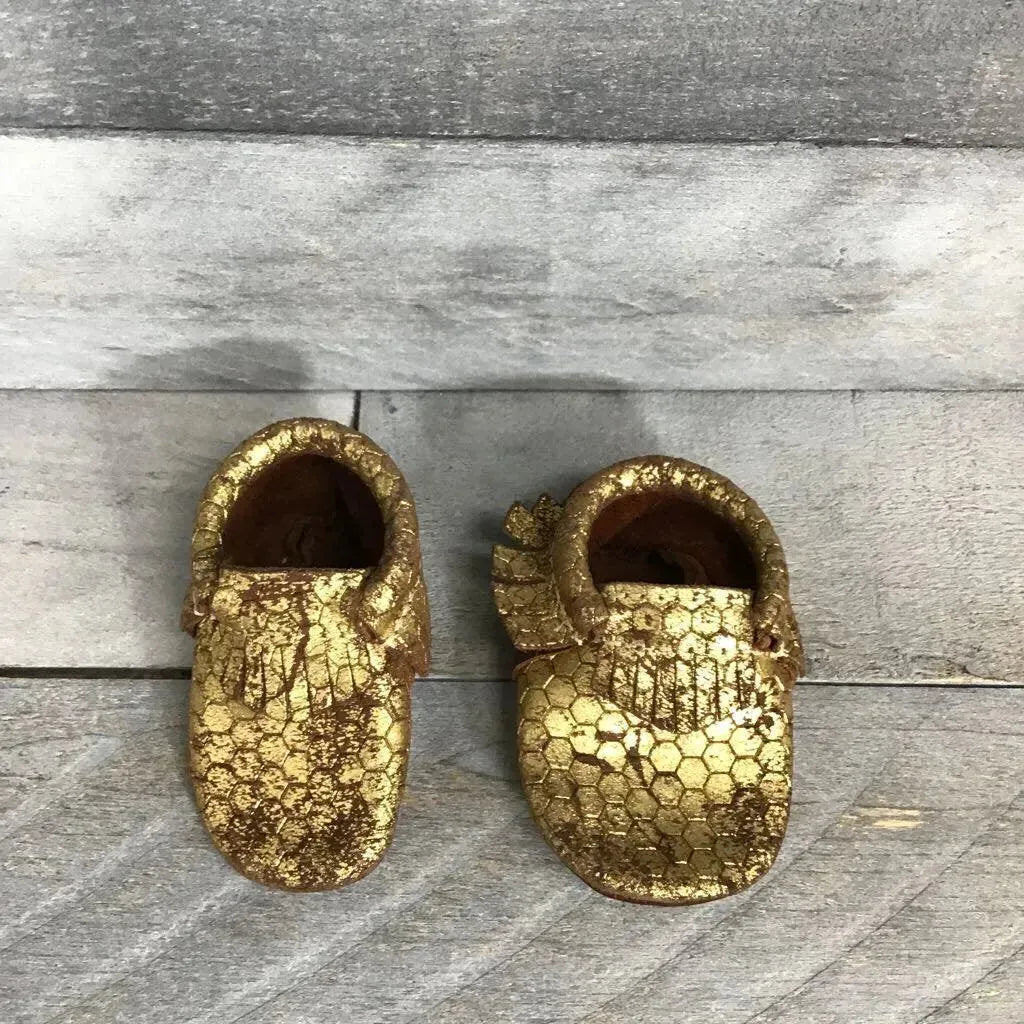 Freshly Picked Soft Sole Leather Honeycomb Moccasins size 1c - Me 'n Mommy To Be