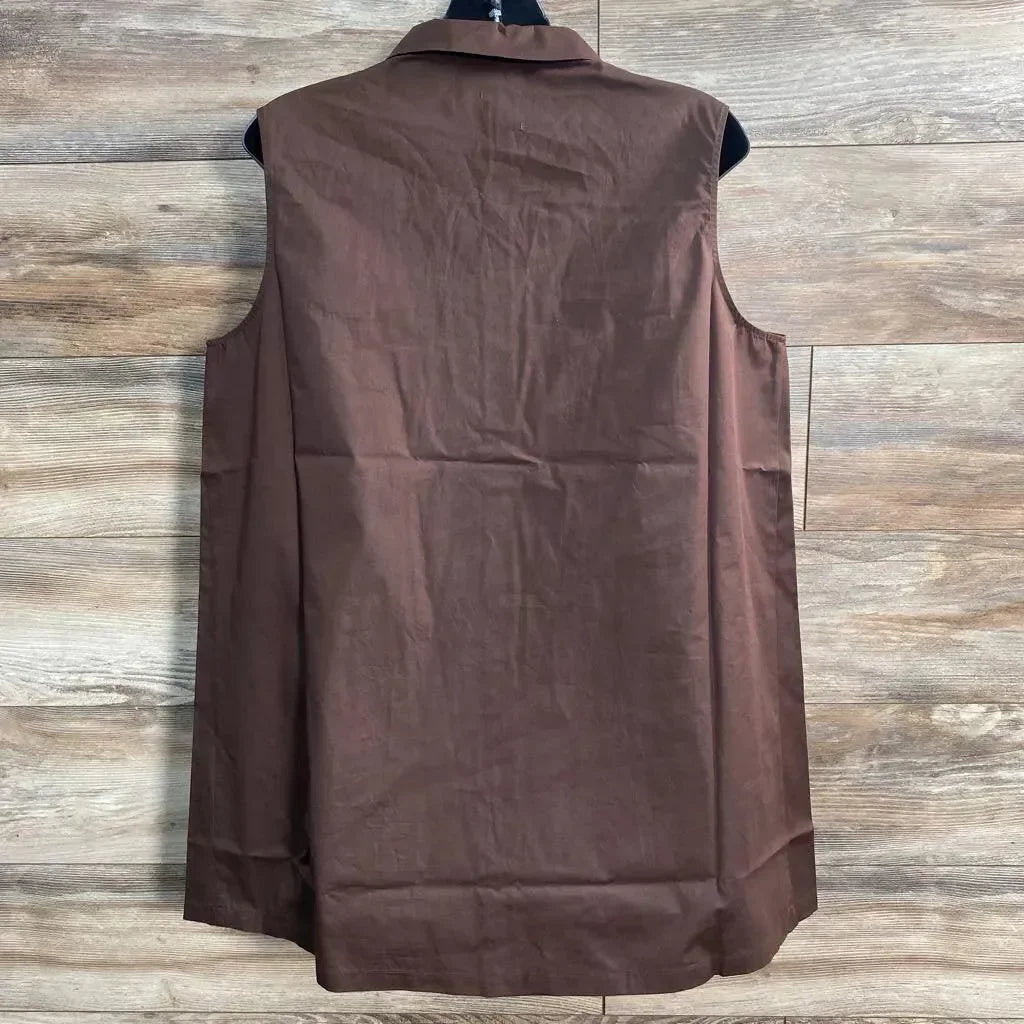 Back view of brown Gap maternity poplin sleeveless tank top (XL) showing collar and A-line hem on light wood background