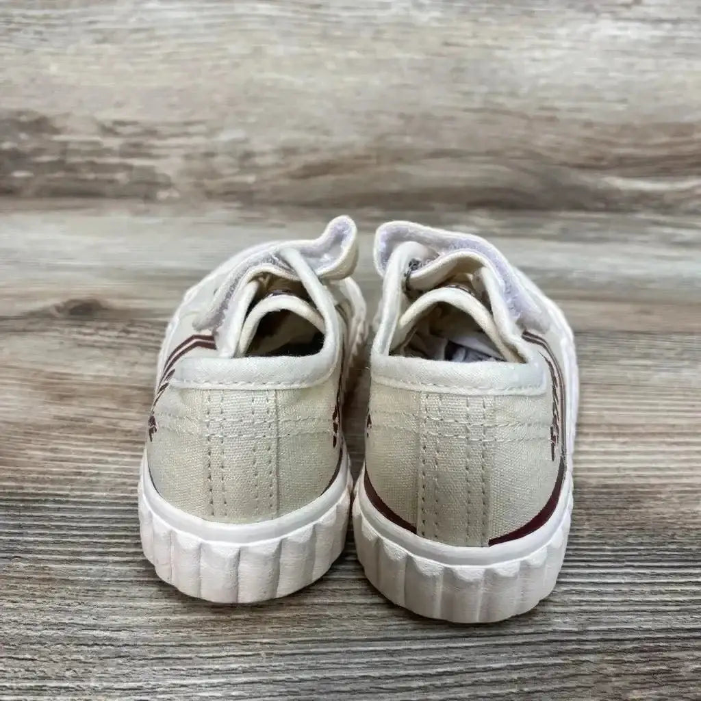 Angled side view of tan Feiyue Fe Lo 1920 toddler shoe, size 7.5C, low-top canvas profile on plain background