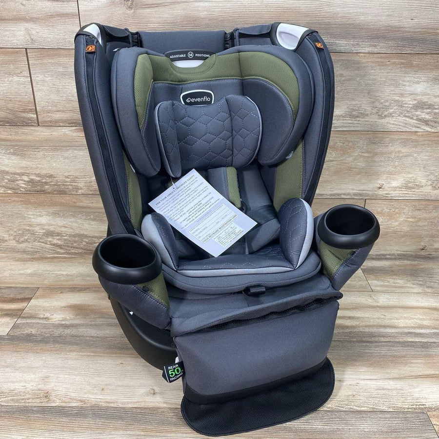 NEW Evenflo Revolve 360 Extend All-in-One Rotational Convertible Car Seat in Rockland - Me 'n Mommy To Be