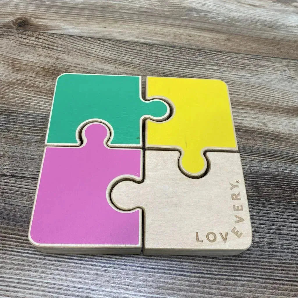 Lovevery Chunky Wooden Jigsaw Puzzle - Me 'n Mommy To Be