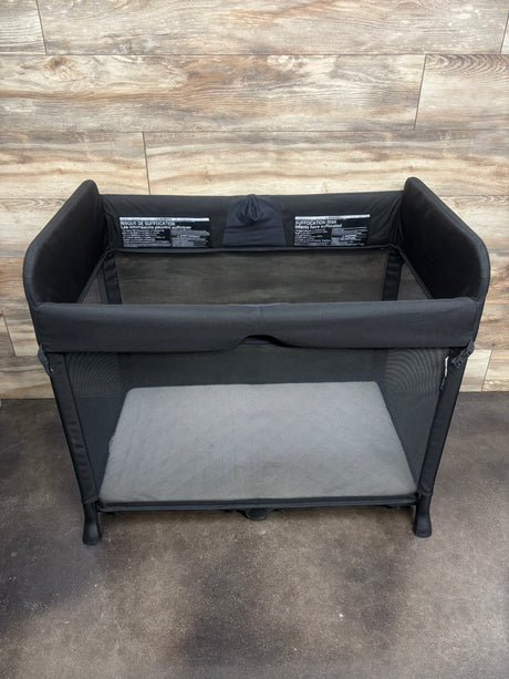 Bugaboo Stardust Portable Travel Playard, Black - Me n Mommy To Be