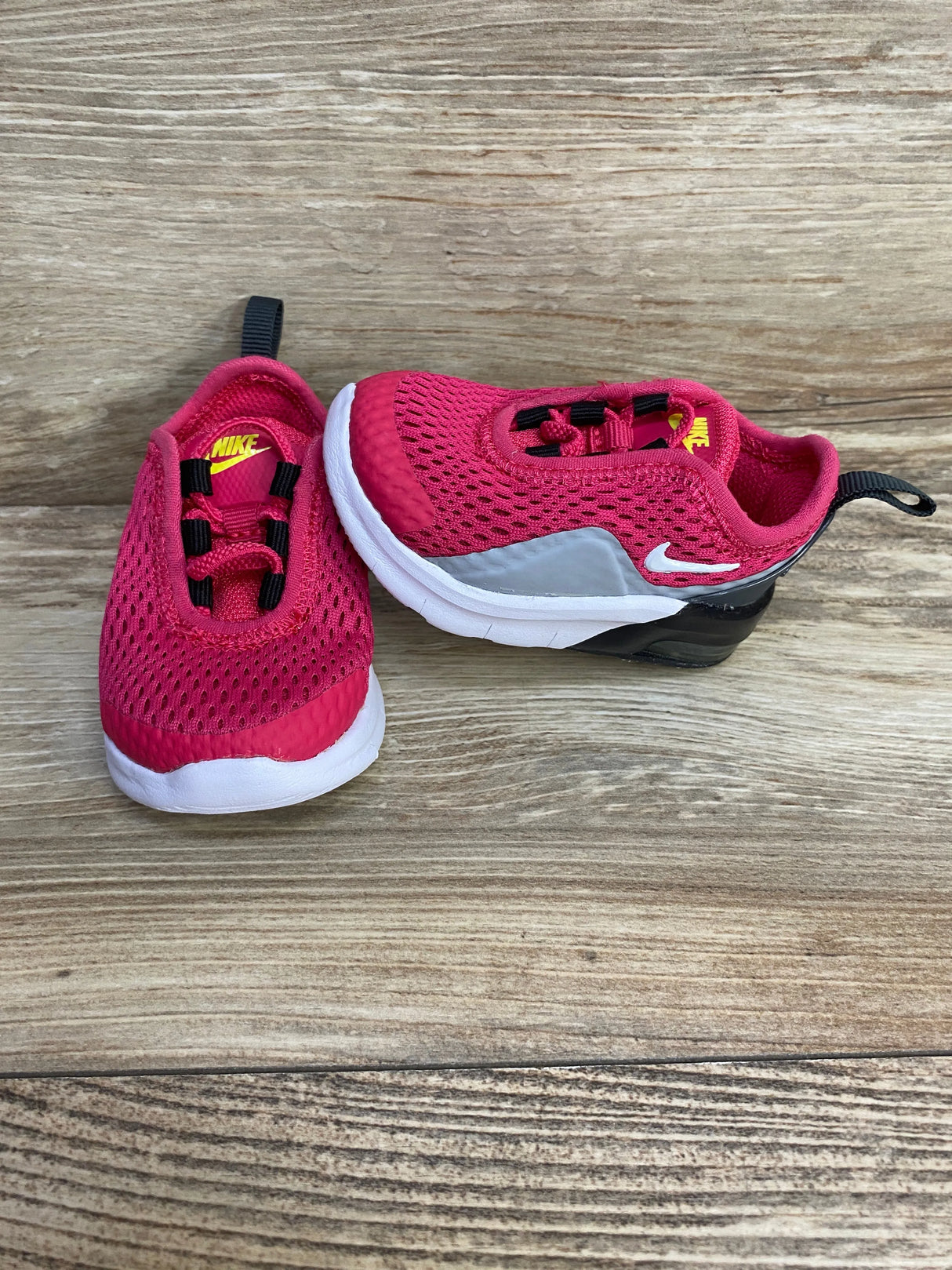 Nike Air Max Motion 2 TDE 'Rush Pink' Sneakers sz 2c - Me n Mommy To Be