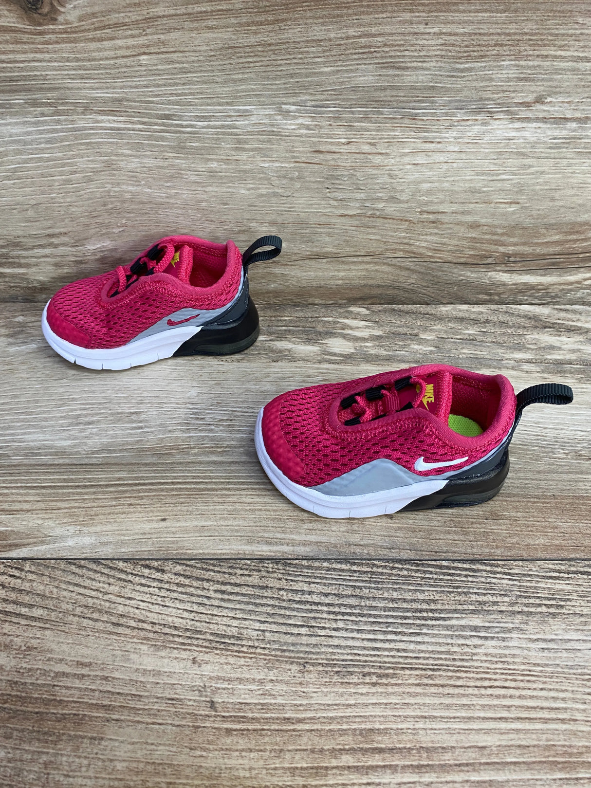 Nike Air Max Motion 2 TDE 'Rush Pink' Sneakers sz 2c - Me n Mommy To Be