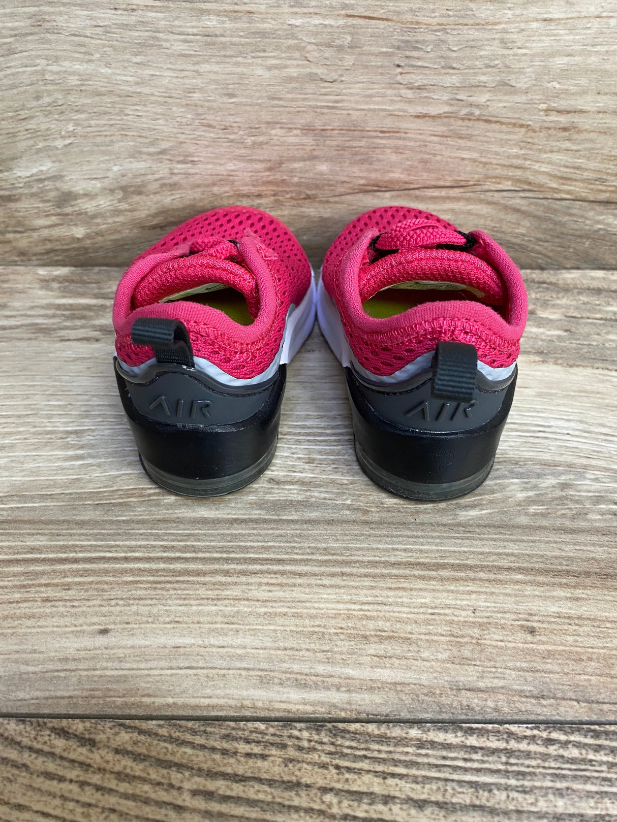 Nike Air Max Motion 2 TDE 'Rush Pink' Sneakers sz 2c - Me n Mommy To Be