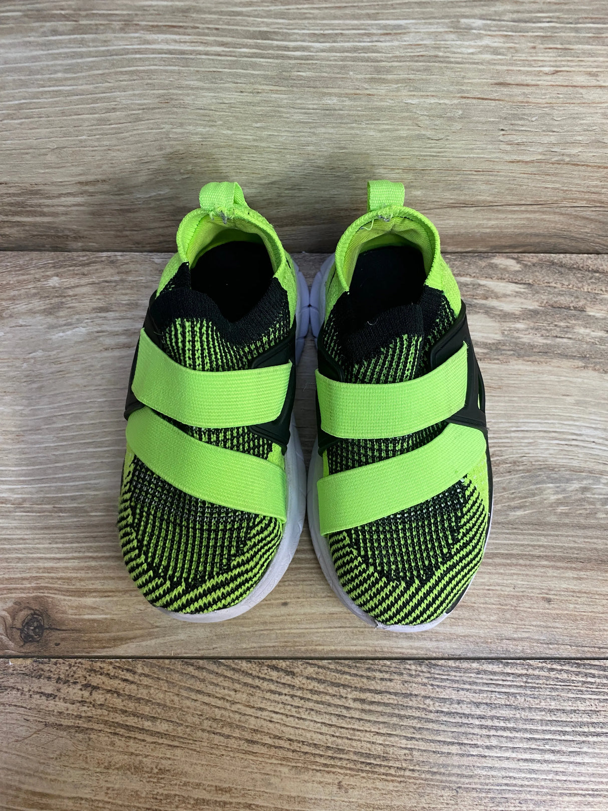 Athletic Works Knit Cage Athletic Sneakers Lime sz 7c - Me n Mommy To Be