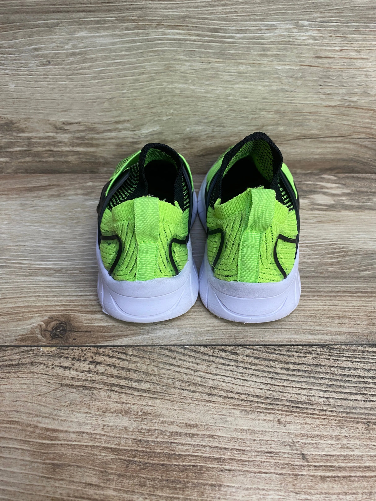 Athletic Works Knit Cage Athletic Sneakers Lime sz 7c - Me n Mommy To Be