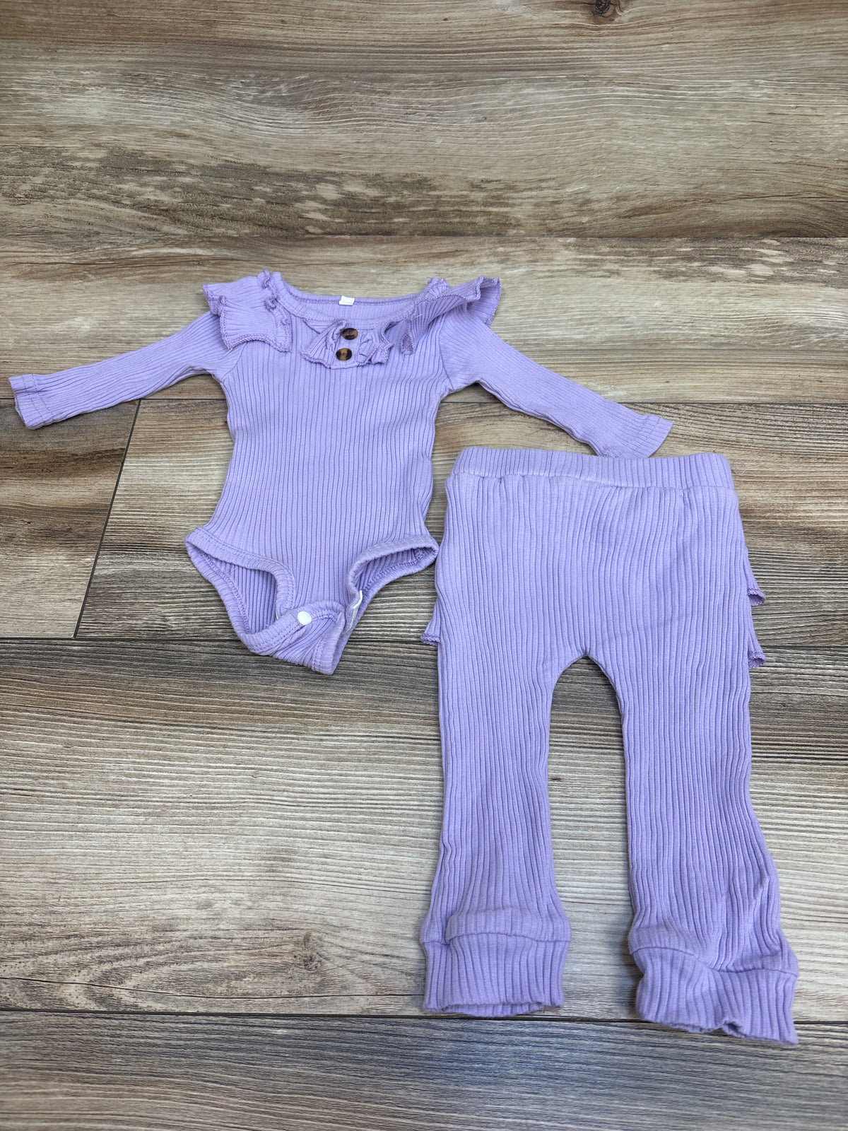 Ribbed 2pc Ruffle Henley Bodysuit & Pants Set Purple sz 0-3m