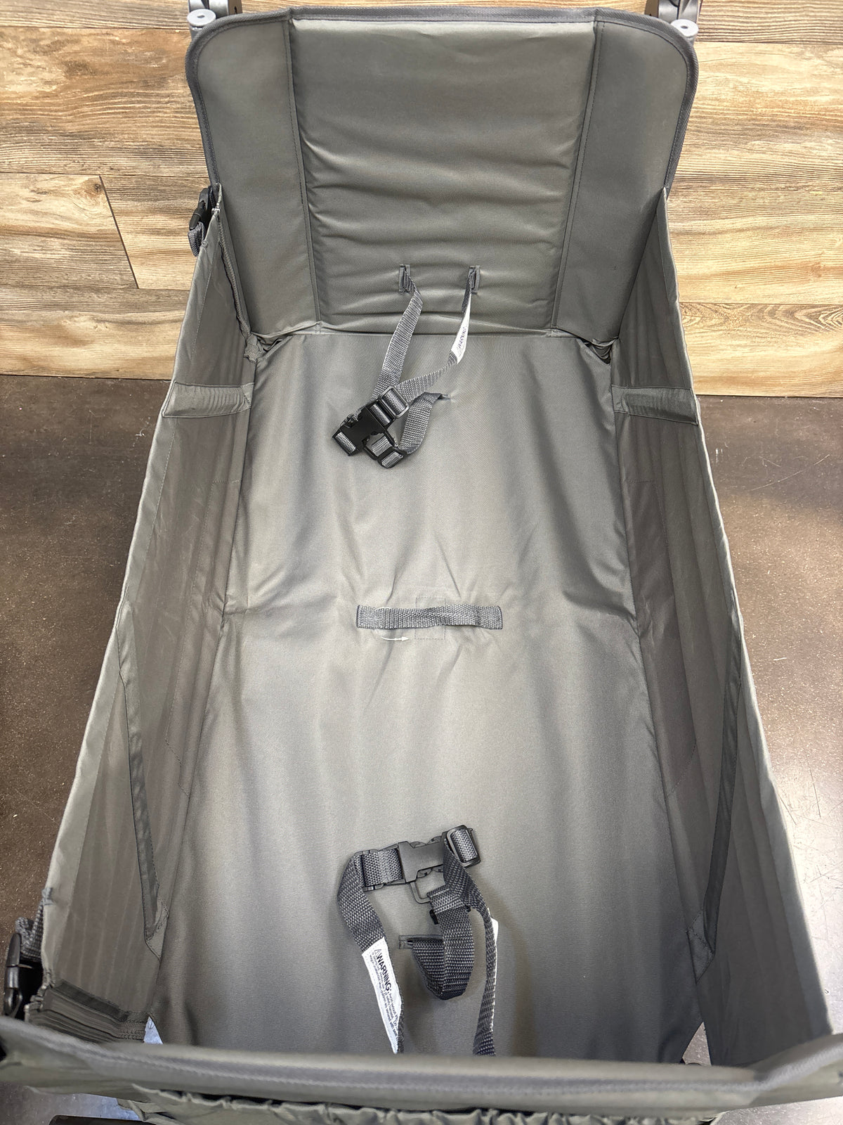 Radio Flyer Compass Stroll 'N Wagon, Grey
